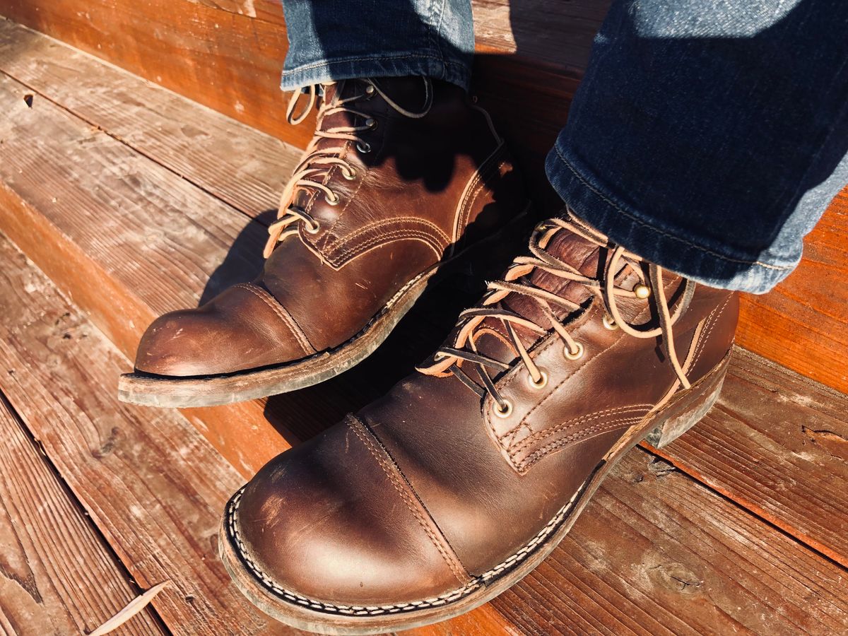 Photo by Beachy on December 13, 2023 of the Nicks Officer in Horween Brown Chromexcel.