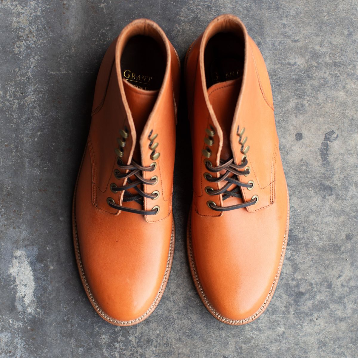 Photo by MikeLikesBoots on October 1, 2025 of the Grant Stone Diesel Boot in Horween Tan Essex.