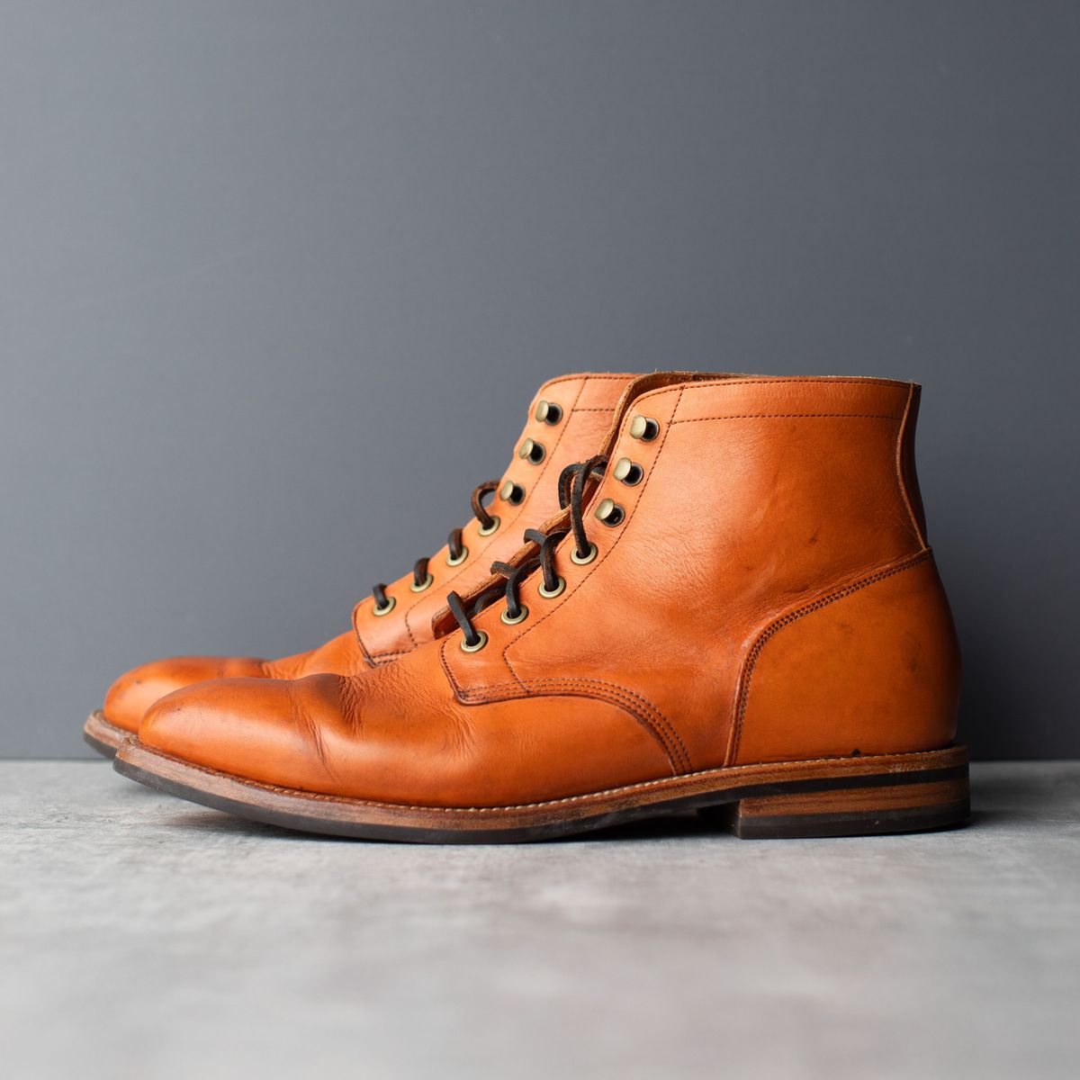 Photo by MikeLikesBoots on January 5, 2026 of the Grant Stone Diesel Boot in Horween Tan Essex.