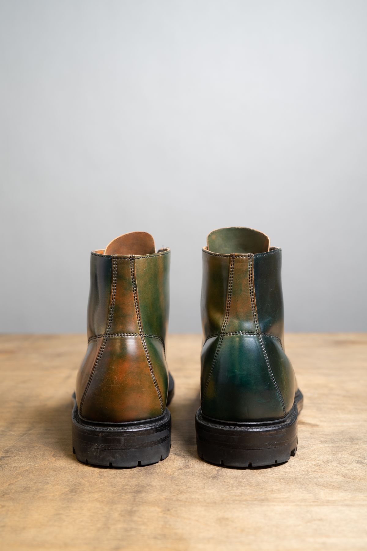 Photo by MikeLikesBoots on December 5, 2023 of the Grant Stone Brass Boot in Horween Marbled Black Shell Cordovan.