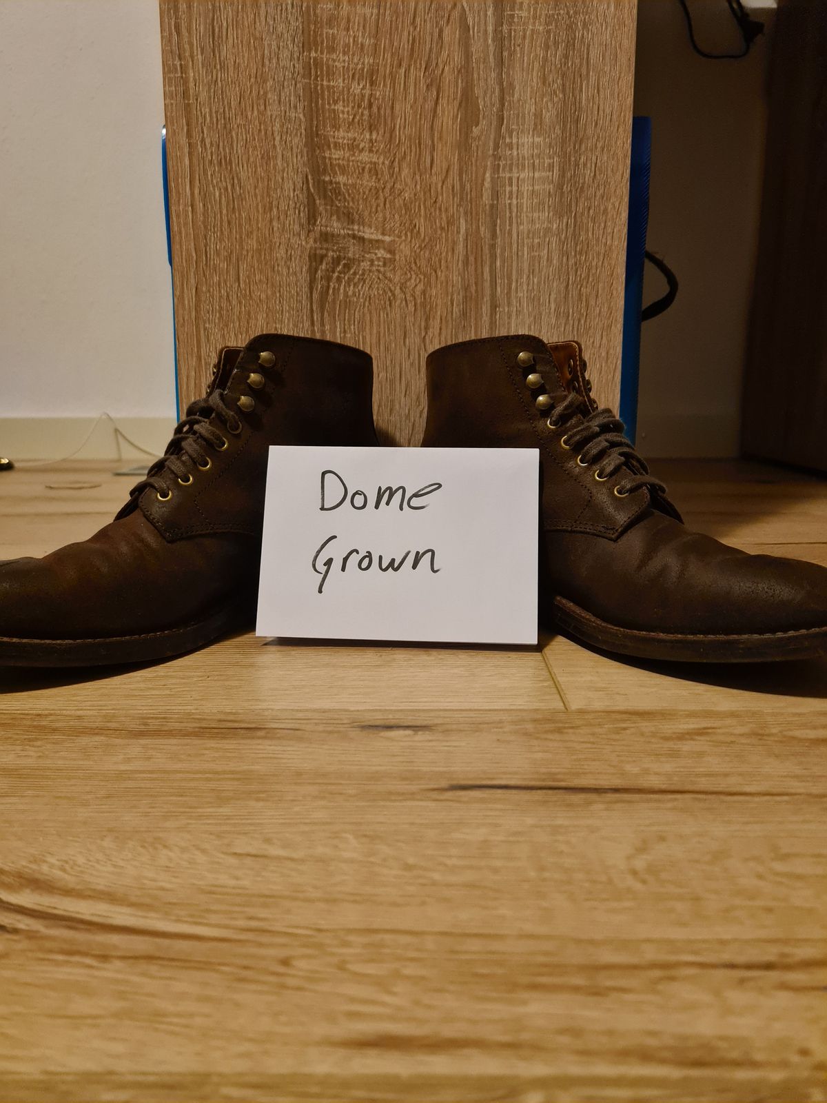 Photo by kamikazegeko on November 2, 2023 of the Grant Stone Edward Boot in C.F. Stead Tobacco Waxy Commander Suede.