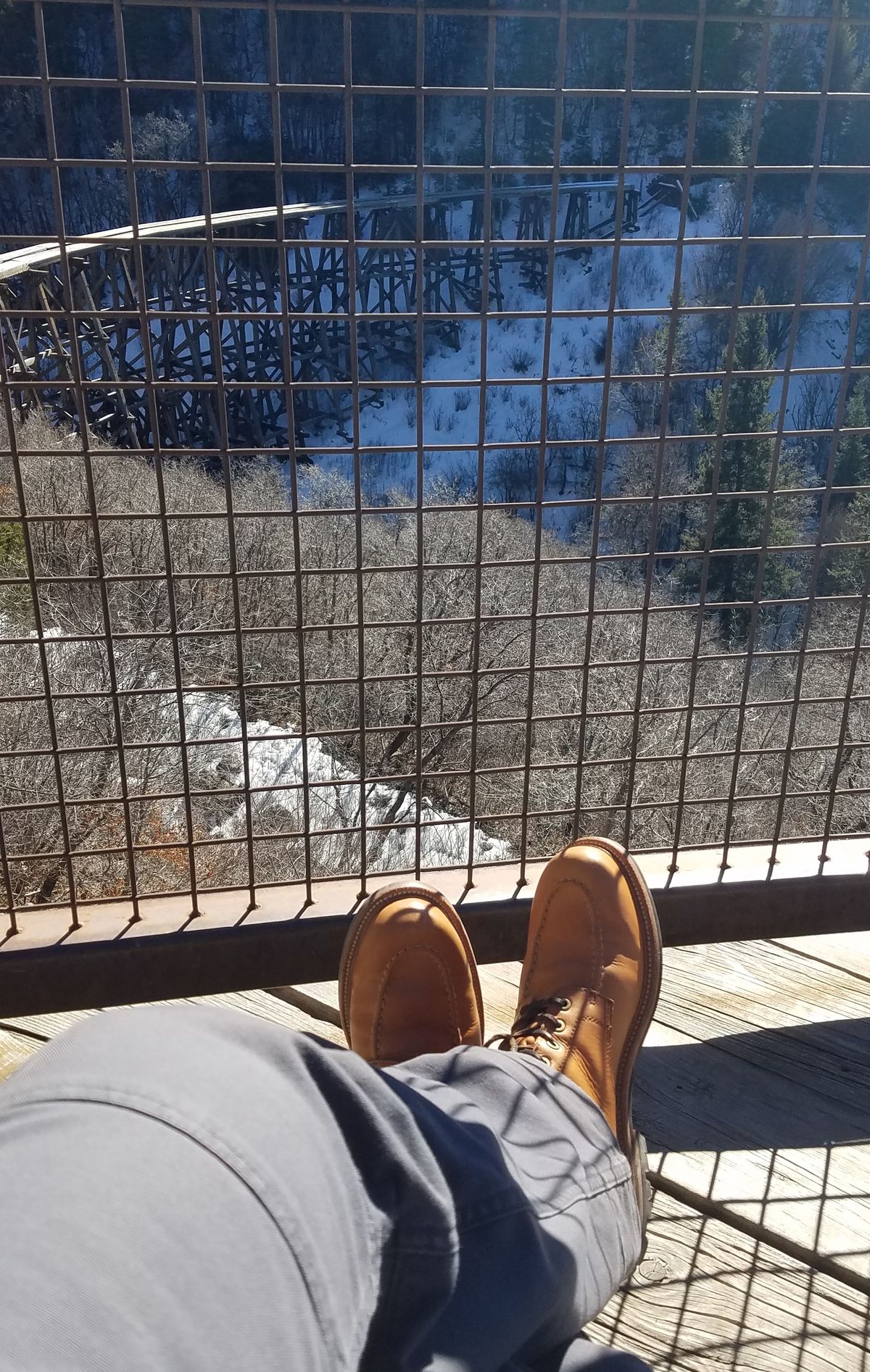 Photo by Spoon on January 12, 2023 of the Grant Stone Brass Boot in Horween English Tan Essex.