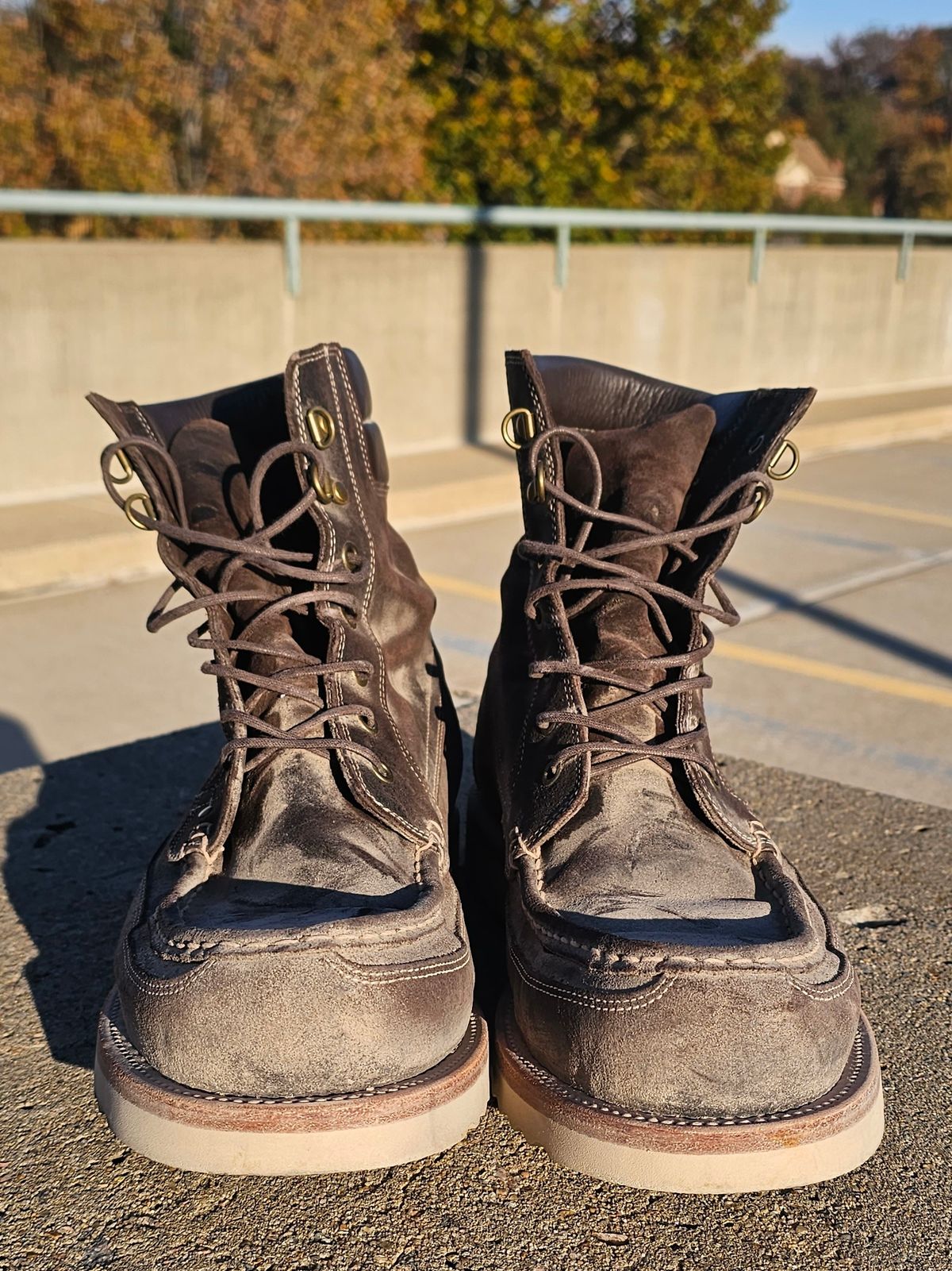 Photo by Spoon on November 4, 2023 of the Grant Stone Field Boot in C.F. Stead Earth Waxy Commander Suede.