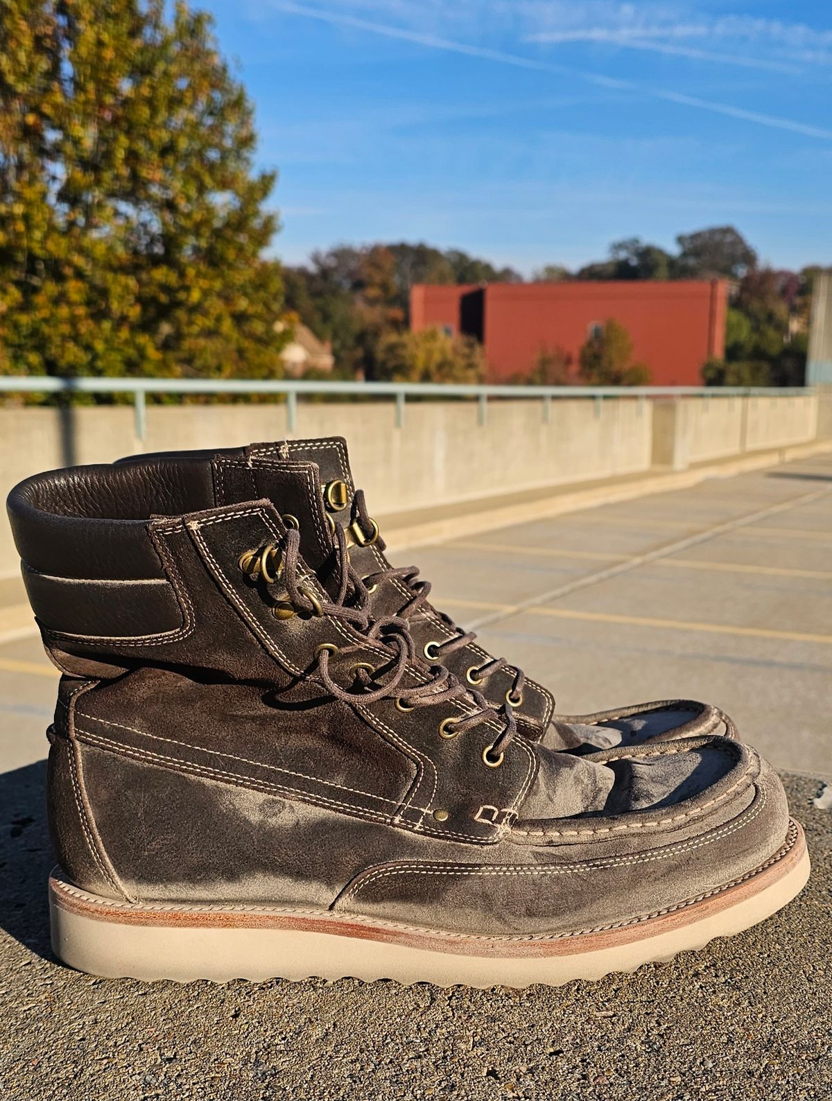 Photo by Spoon on November 4, 2023 of the Grant Stone Field Boot in C.F. Stead Earth Waxy Commander Suede.