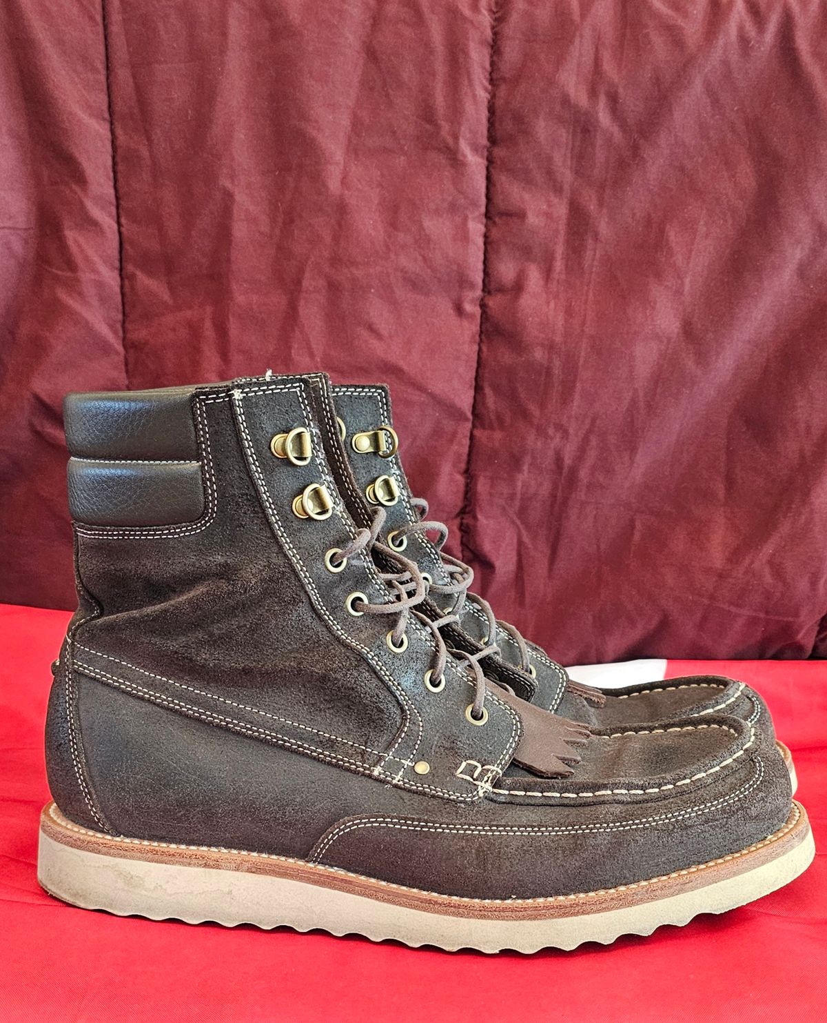 Photo by Spoon on February 4, 2024 of the Grant Stone Field Boot in C.F. Stead Earth Waxy Commander Suede.