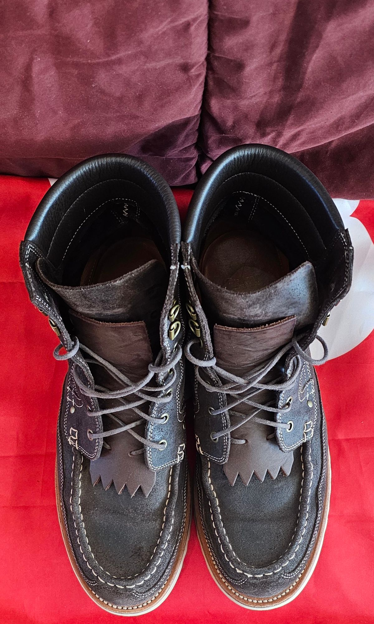 Photo by Spoon on February 4, 2024 of the Grant Stone Field Boot in C.F. Stead Earth Waxy Commander Suede.