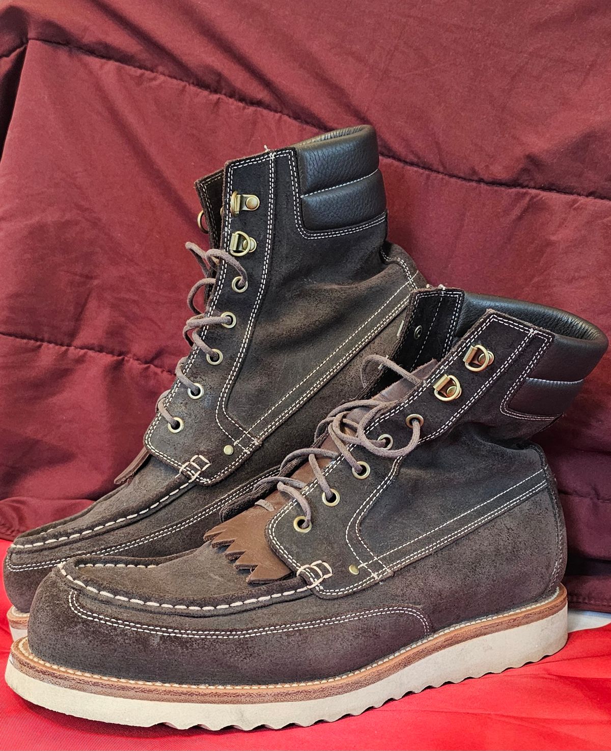 Photo by Spoon on March 4, 2024 of the Grant Stone Field Boot in C.F. Stead Earth Waxy Commander Suede.