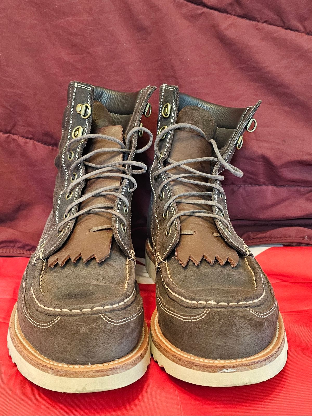 Photo by Spoon on March 4, 2024 of the Grant Stone Field Boot in C.F. Stead Earth Waxy Commander Suede.
