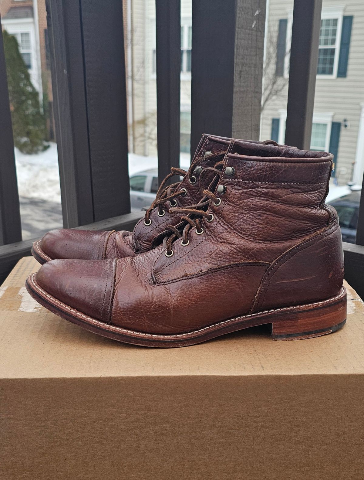 Photo by Spoon on February 3, 2026 of the Ariat Highland in Whiskey Bison.