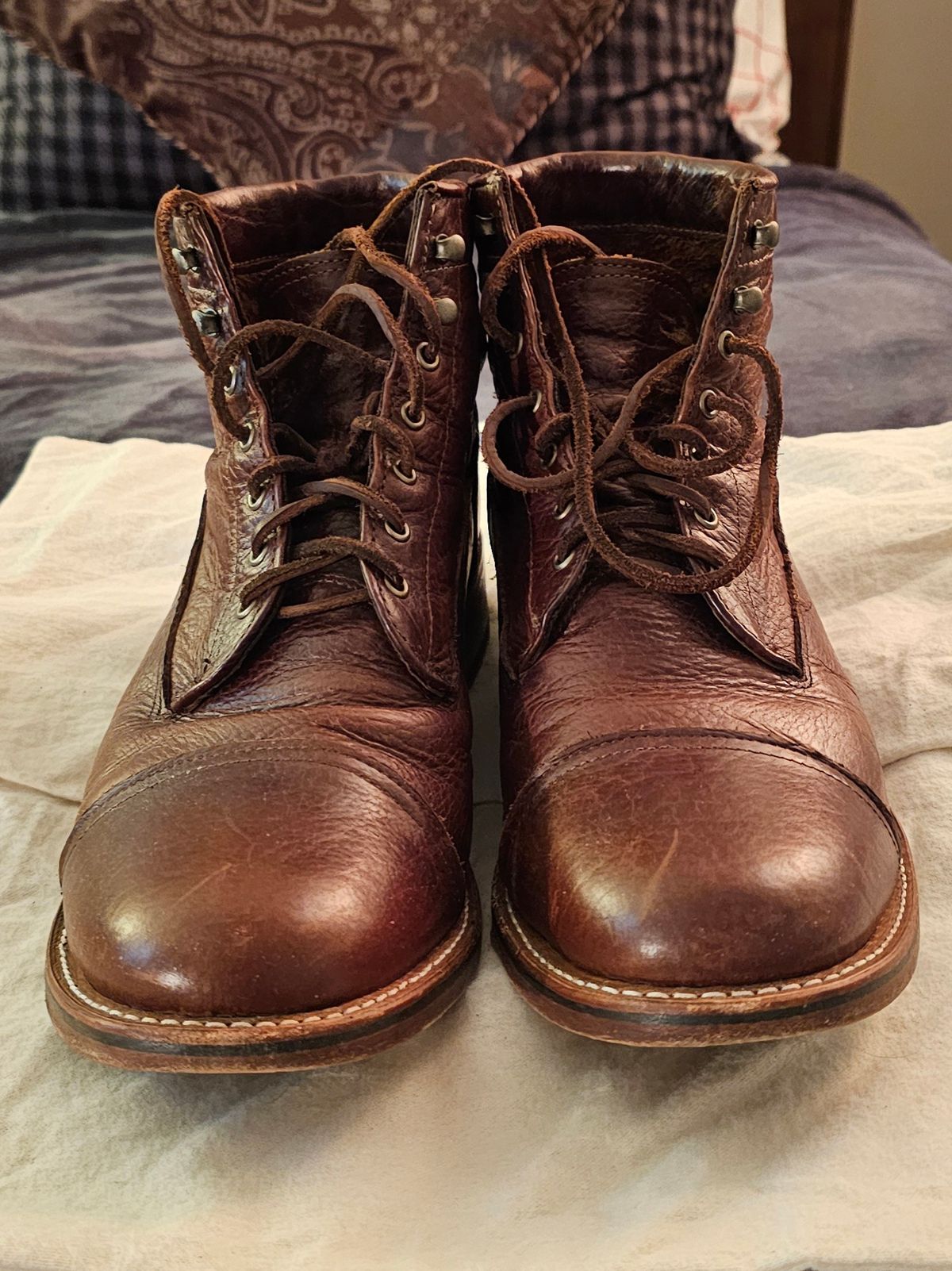 Photo by Spoon on March 6, 2026 of the Ariat Highland in Whiskey Bison.