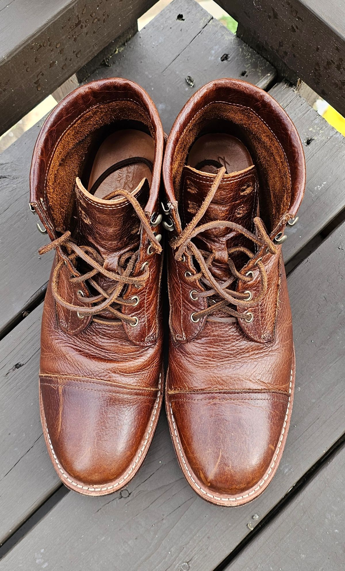Photo by Spoon on April 5, 2026 of the Ariat Highland in Whiskey Bison.