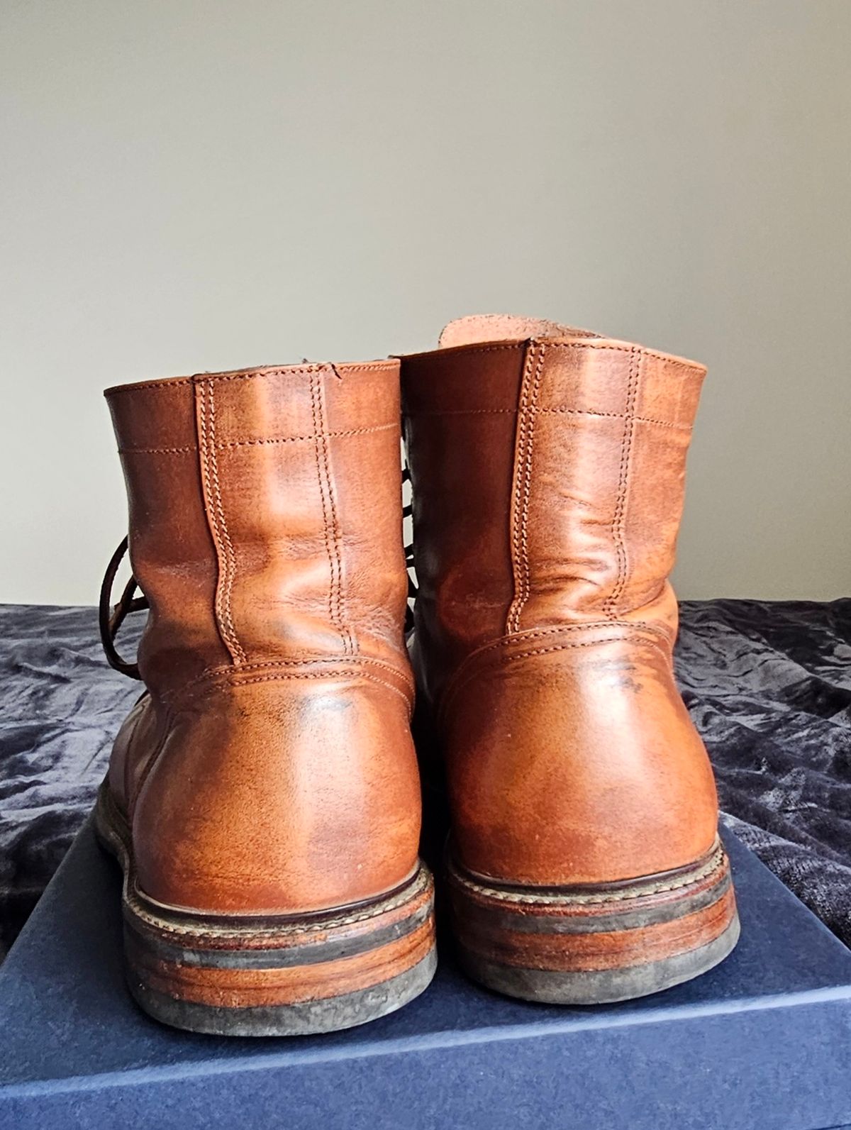 Photo by Spoon on November 4, 2024 of the Oak Street Bootmakers Trench Boot in Tempesti Walnut Overdye Camello Asportabile.