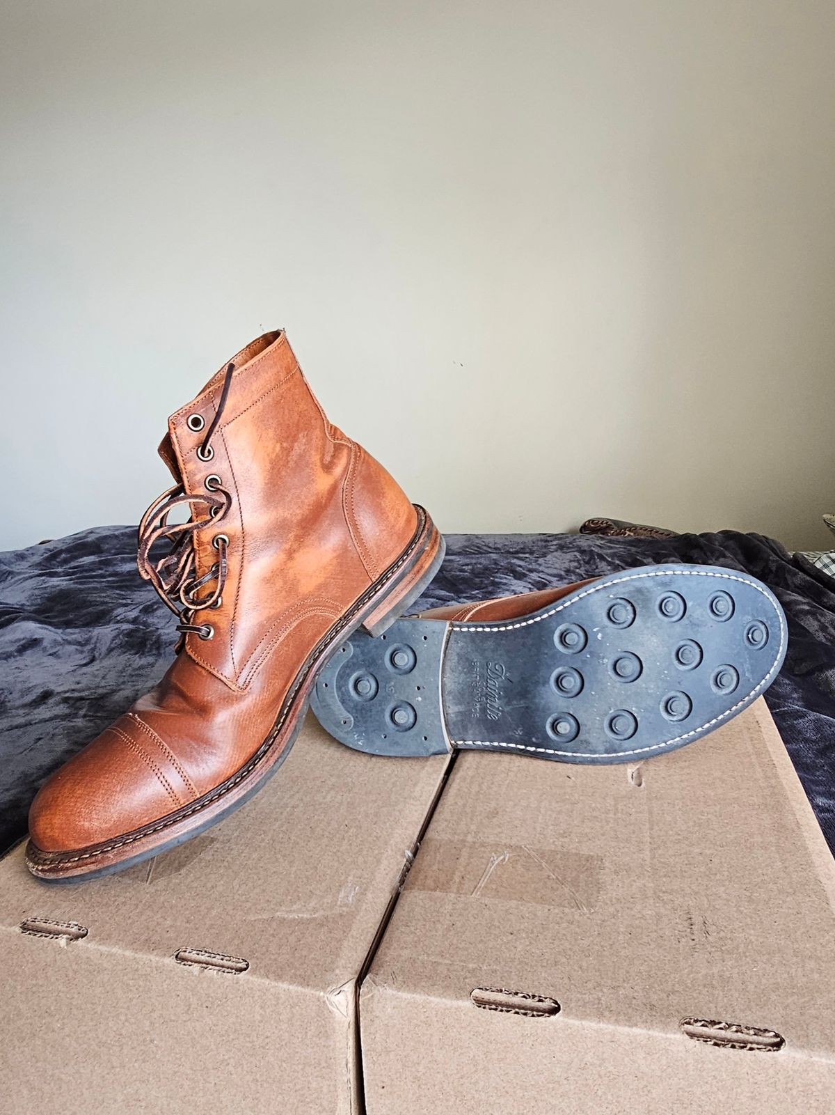 Photo by Spoon on January 5, 2025 of the Oak Street Bootmakers Trench Boot in Tempesti Walnut Overdye Camello Asportabile.