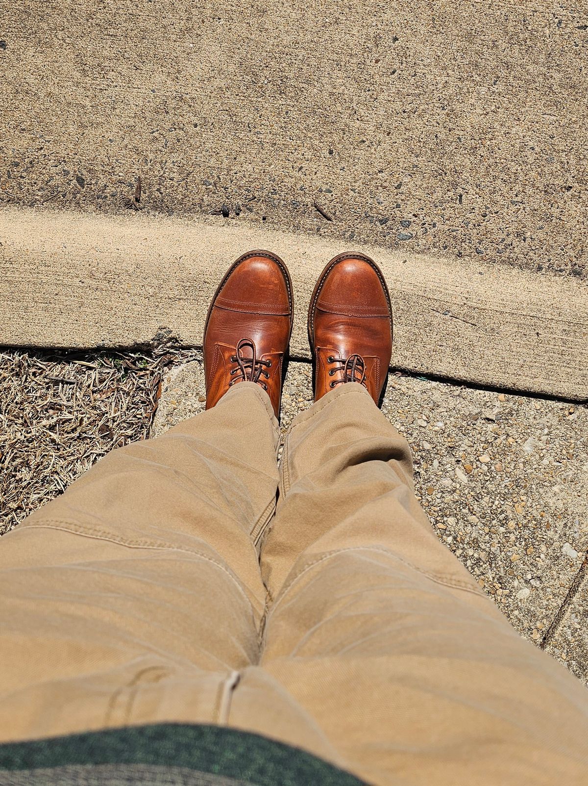 Photo by Spoon on March 1, 2025 of the Oak Street Bootmakers Trench Boot in Tempesti Walnut Overdye Camello Asportabile.