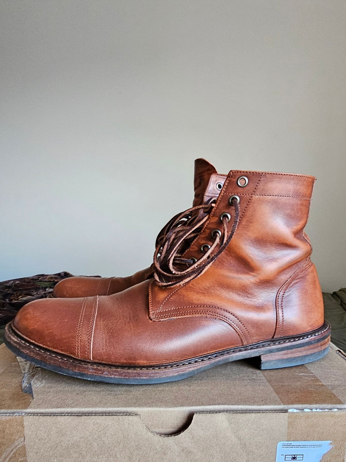 Photo by Spoon on March 4, 2025 of the Oak Street Bootmakers Trench Boot in Tempesti Walnut Overdye Camello Asportabile.
