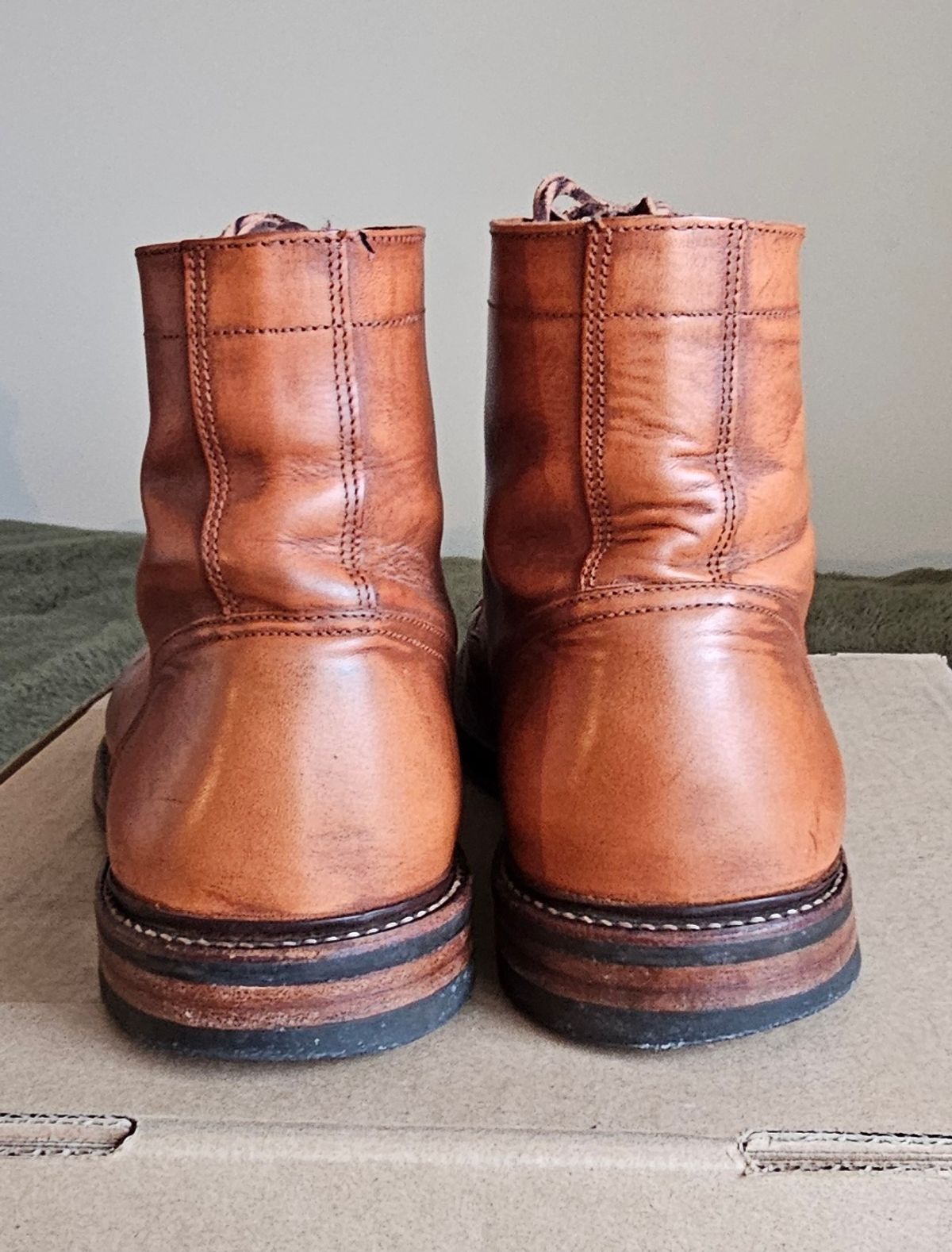 Photo by Spoon on April 5, 2025 of the Oak Street Bootmakers Trench Boot in Tempesti Walnut Overdye Camello Asportabile.