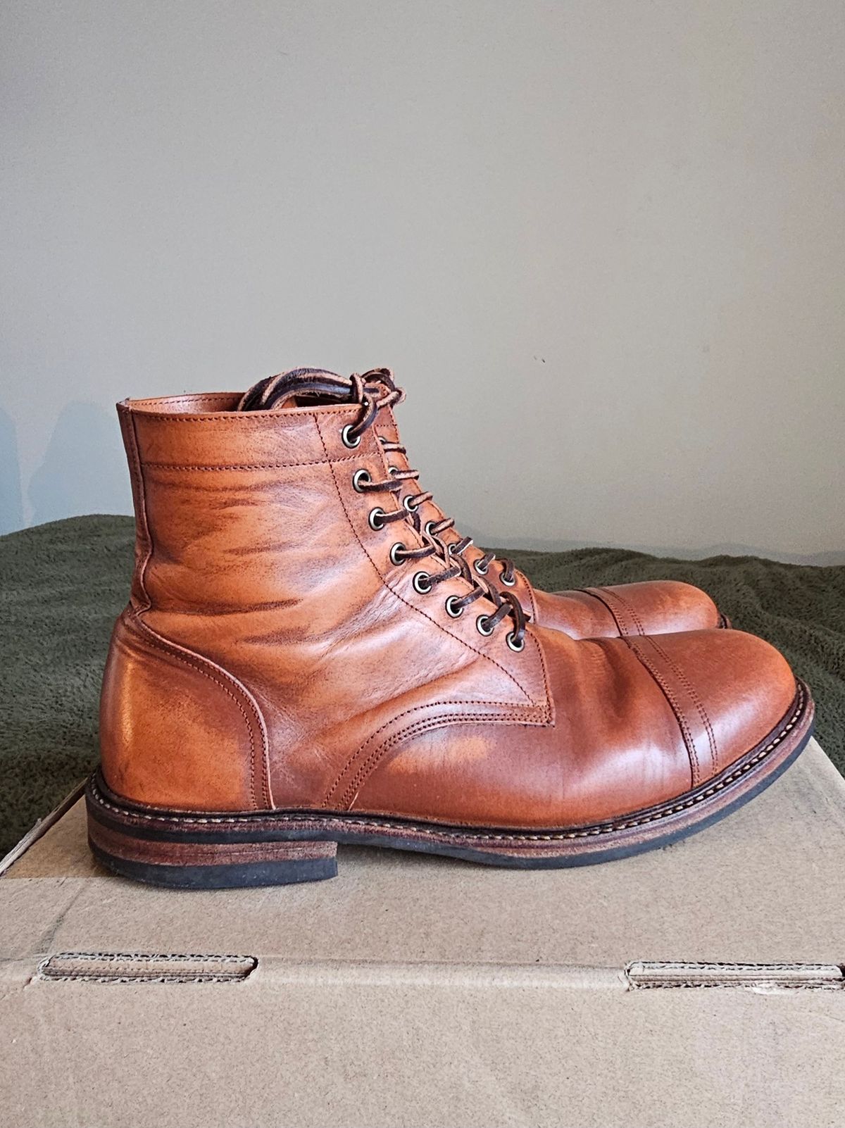 Photo by Spoon on April 5, 2025 of the Oak Street Bootmakers Trench Boot in Tempesti Walnut Overdye Camello Asportabile.