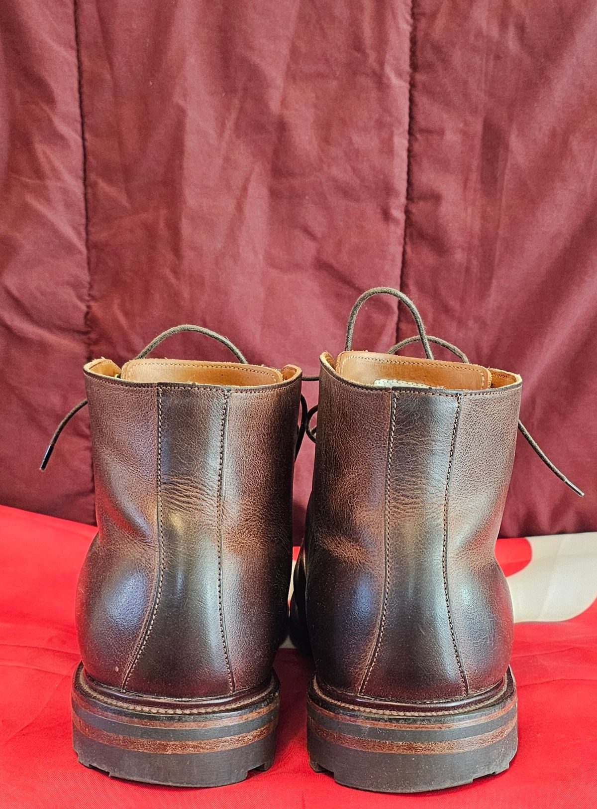 Photo by Spoon on February 4, 2024 of the Viberg Wholecut Derby Boot in Horween Rowdy Dachshund.