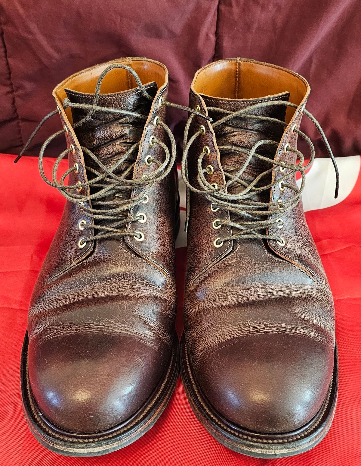 Photo by Spoon on February 4, 2024 of the Viberg Wholecut Derby Boot in Horween Rowdy Dachshund.
