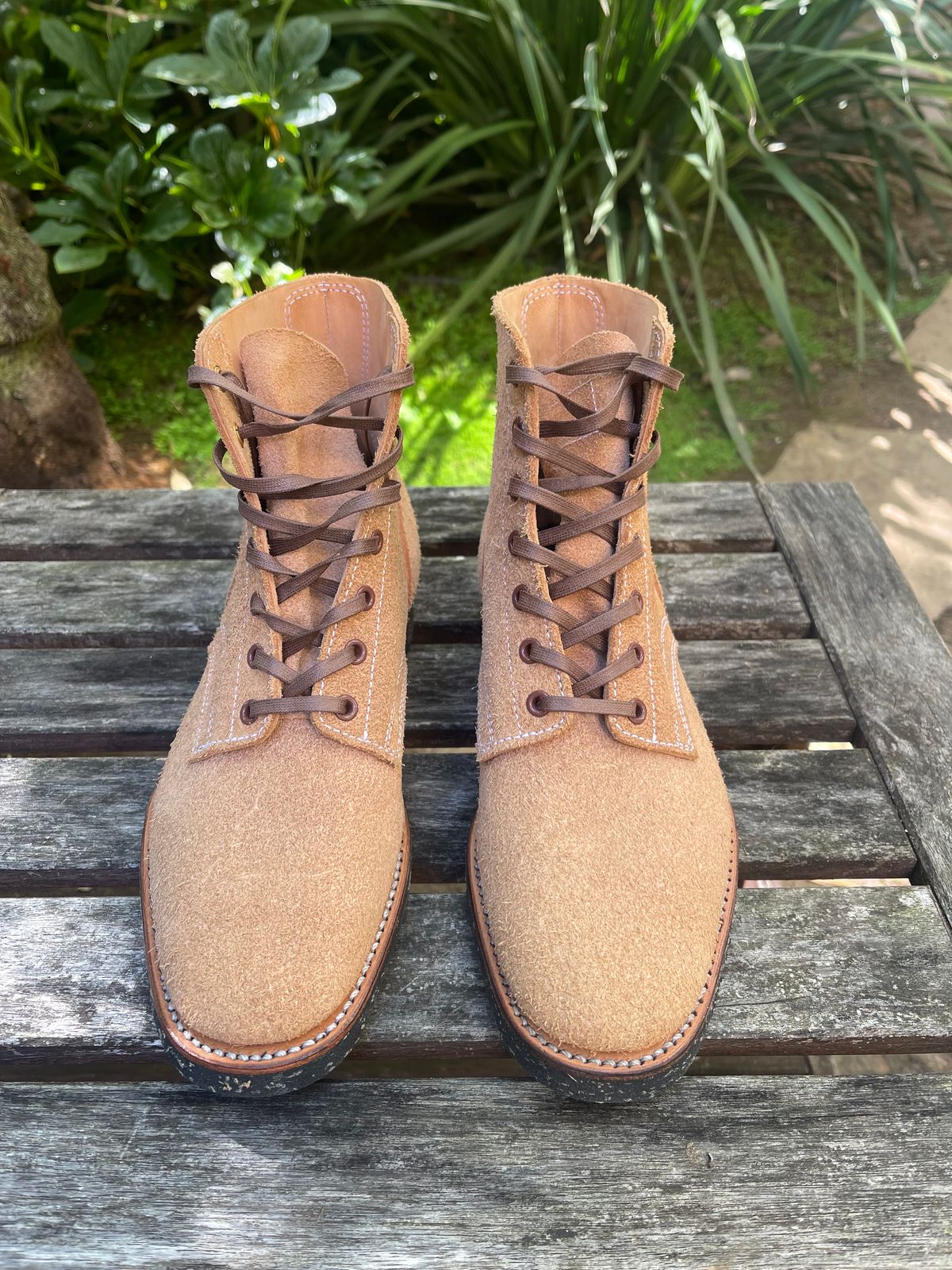 Photo by technicka on October 2, 2023 of the Clinch Yeager Boots in Wickett & Craig Natural Latigo Roughout.