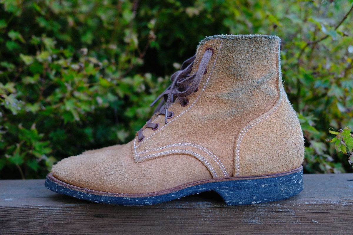 Photo by technicka on November 9, 2023 of the Clinch Yeager Boots in Wickett & Craig Natural Latigo Roughout.