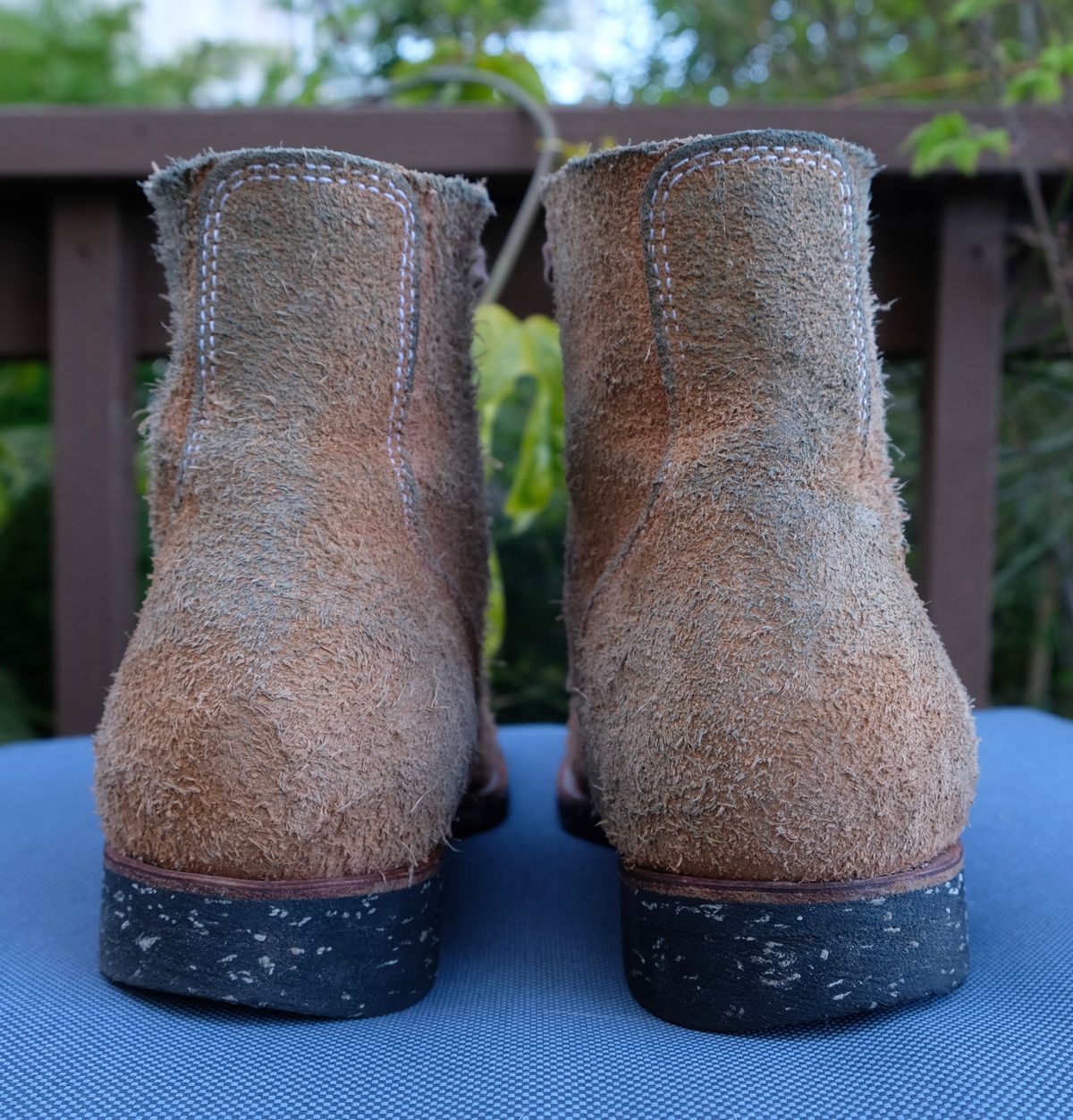 Photo by technicka on April 6, 2024 of the Clinch Yeager Boots in Wickett & Craig Natural Latigo Roughout.