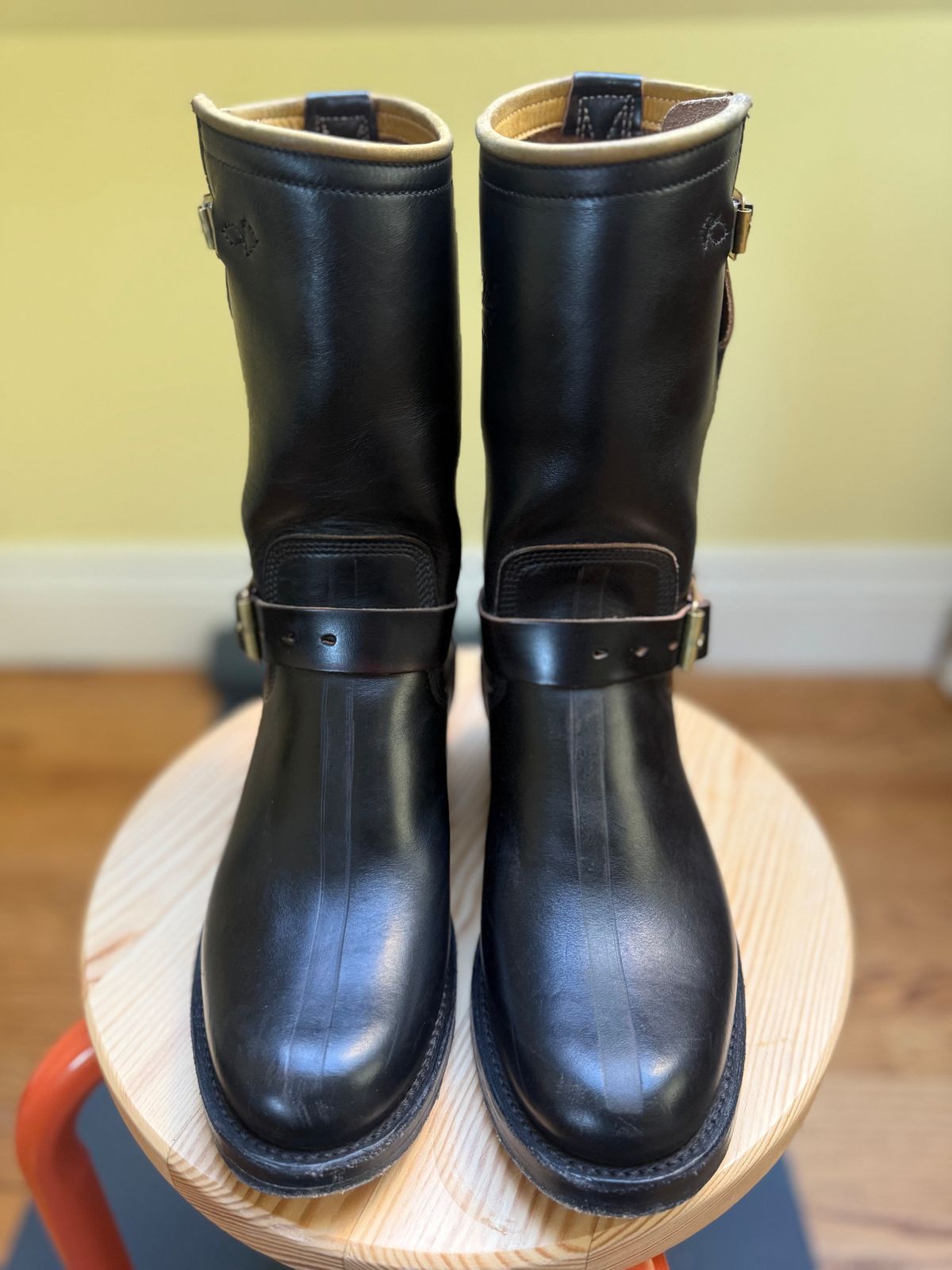 Photo by technicka on December 5, 2025 of the Role Club Engineer Boots in Hand Finished Chromexcel Horsehide.