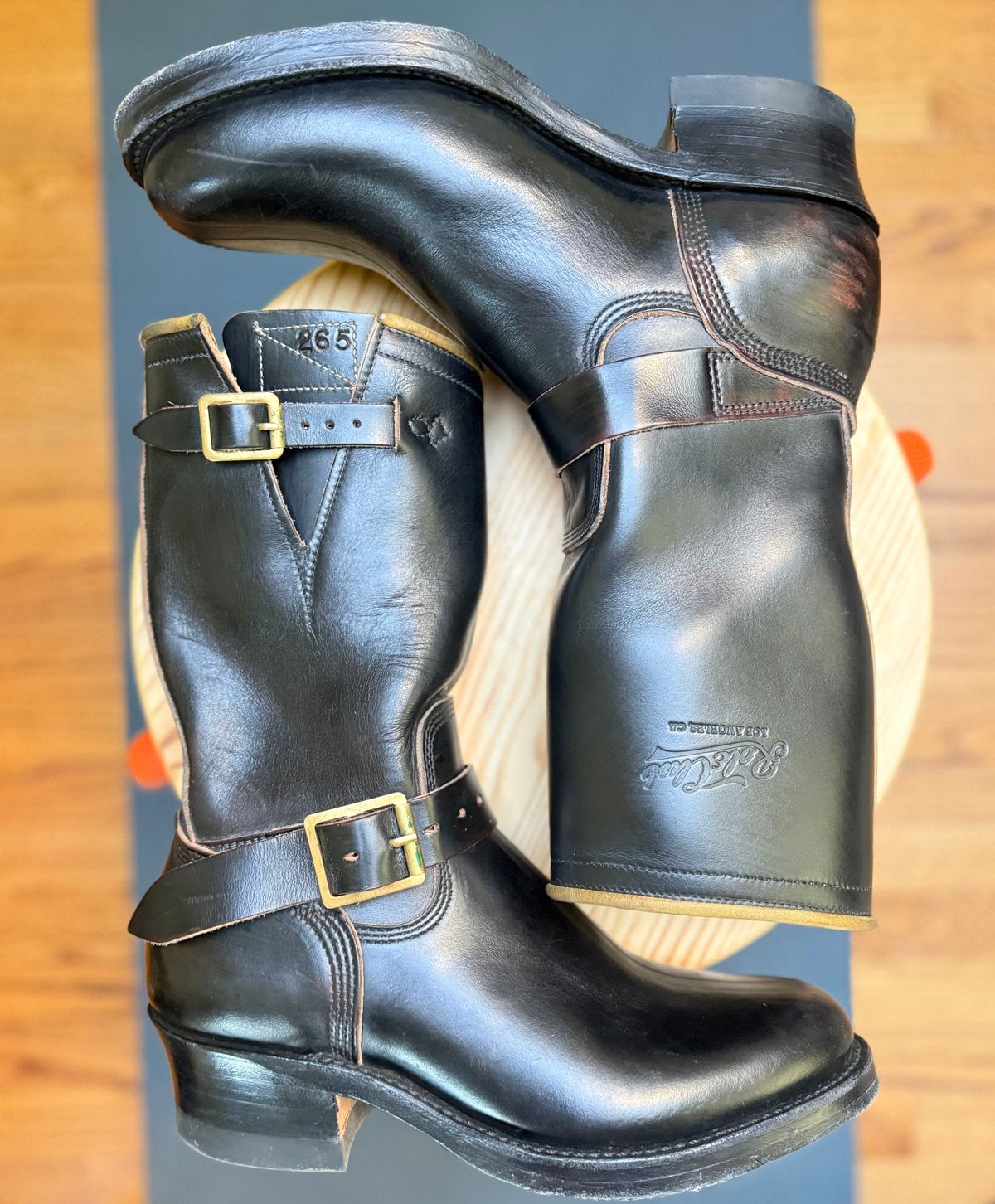 Photo by technicka on December 5, 2025 of the Role Club Engineer Boots in Hand Finished Chromexcel Horsehide.