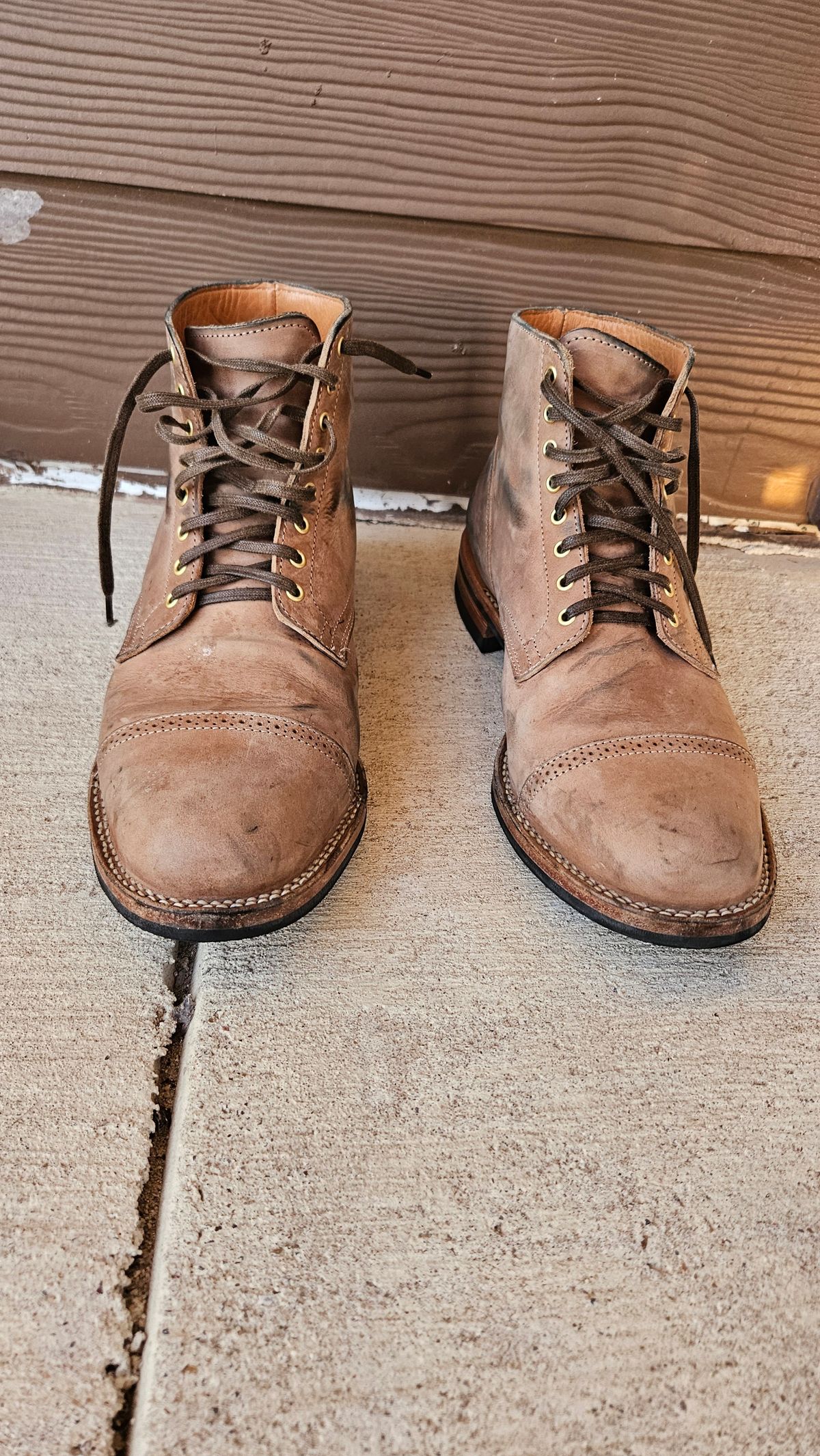 Photo by spicytakito on March 19, 2025 of the Viberg Service Boot BCT in Maryam Fango Vitello Calf.