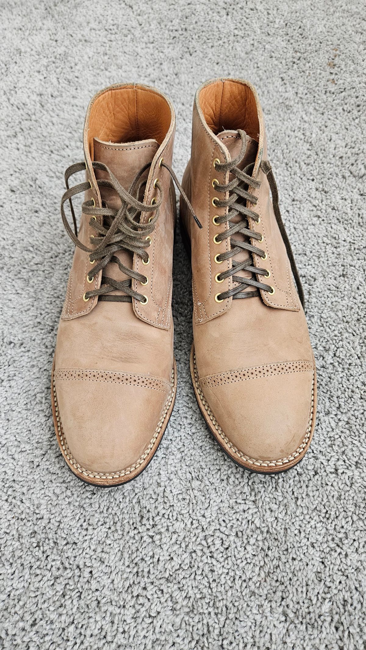Photo by spicytakito on February 22, 2025 of the Viberg Service Boot BCT in Maryam Fango Vitello Calf.