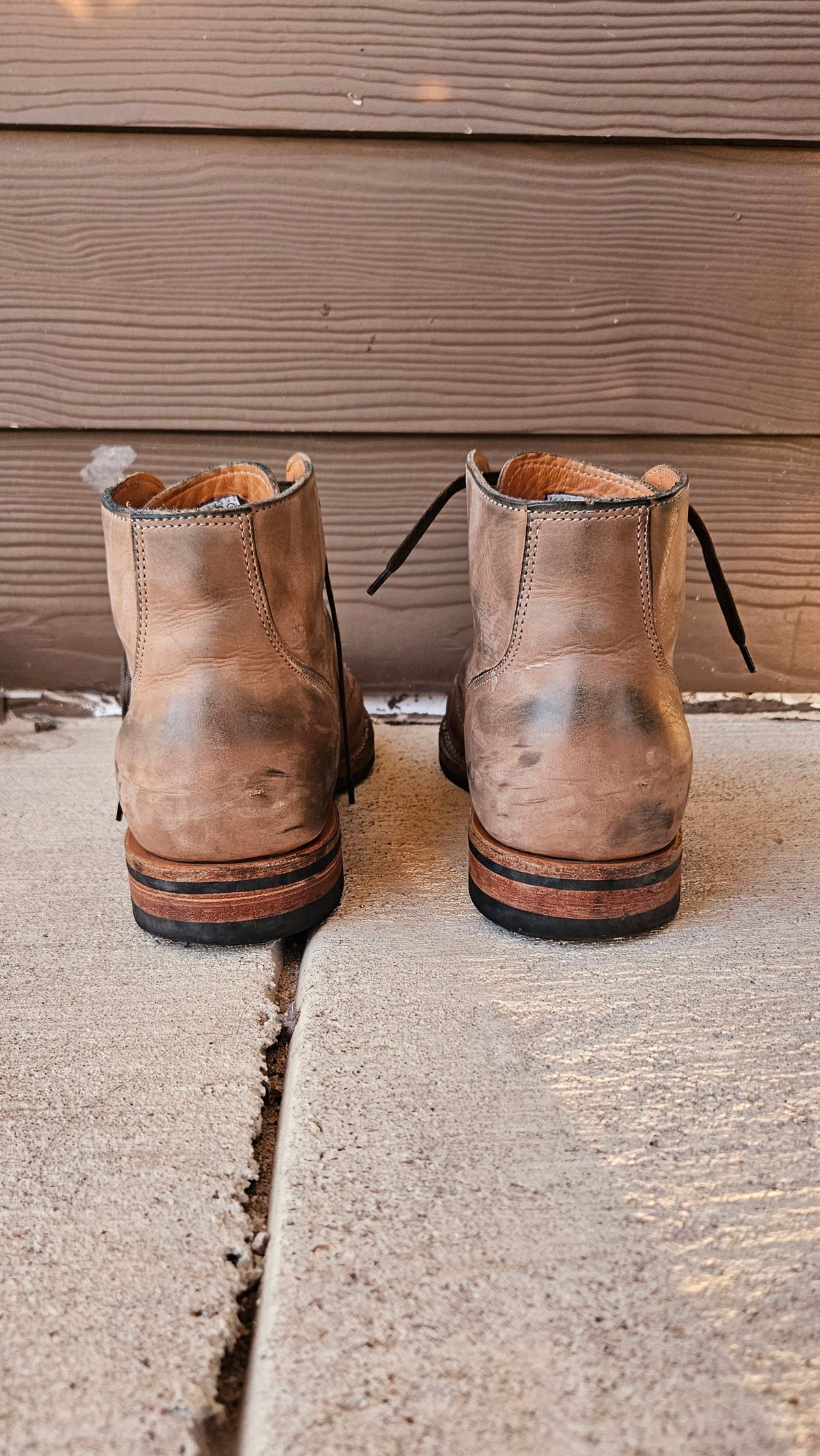 Photo by spicytakito on March 19, 2025 of the Viberg Service Boot BCT in Maryam Fango Vitello Calf.