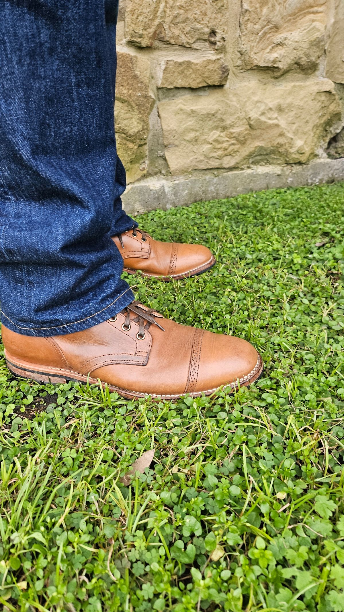 Photo by spicytakito on July 24, 2024 of the Viberg Service Boot BCT in Horween Chestnut Essex.
