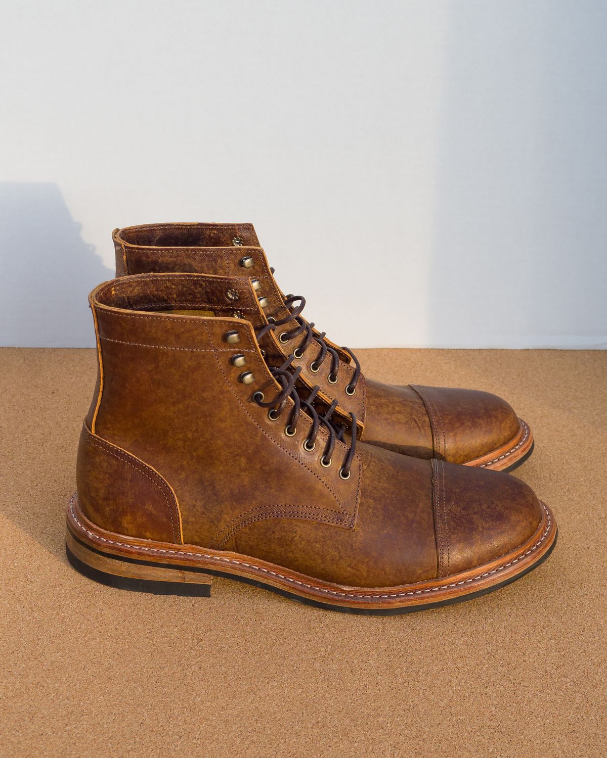 Photo by davehillsd on October 2, 2023 of the Oak Street Bootmakers Trench Boot in Badalassi Carlo Spiga Habana.