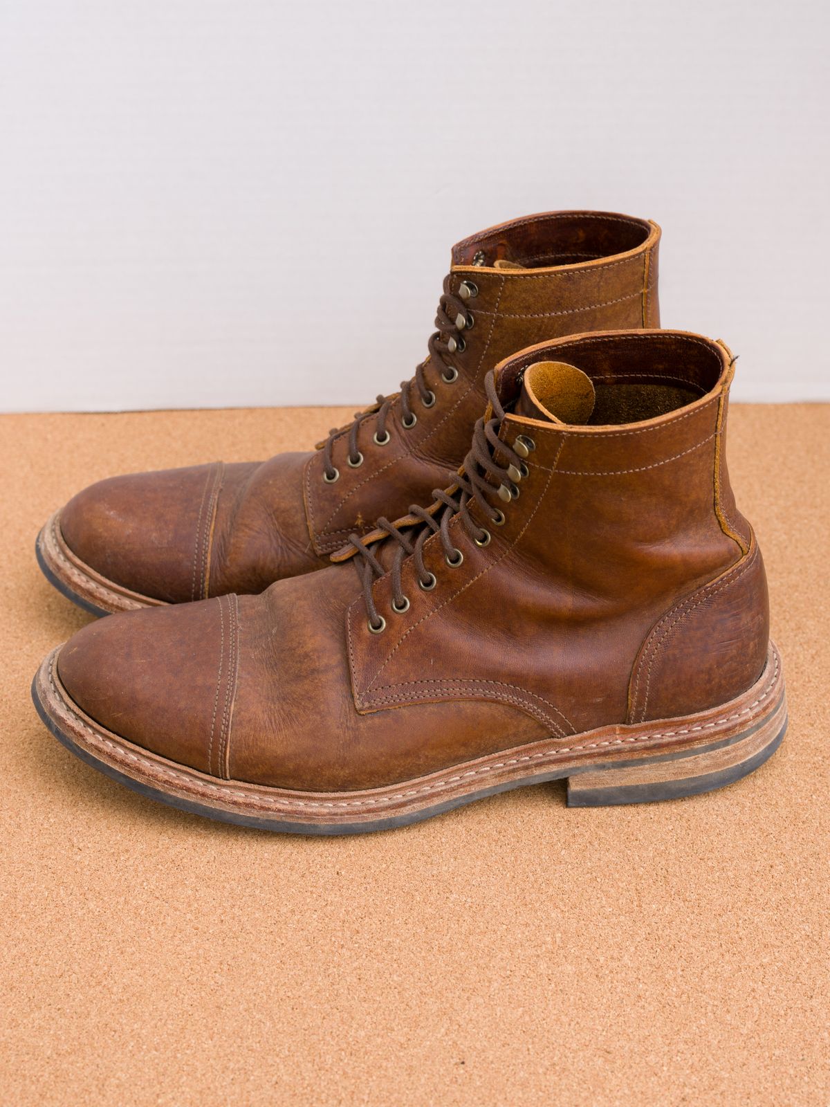 Photo by davehillsd on February 6, 2024 of the Oak Street Bootmakers Trench Boot in Badalassi Carlo Spiga Habana.