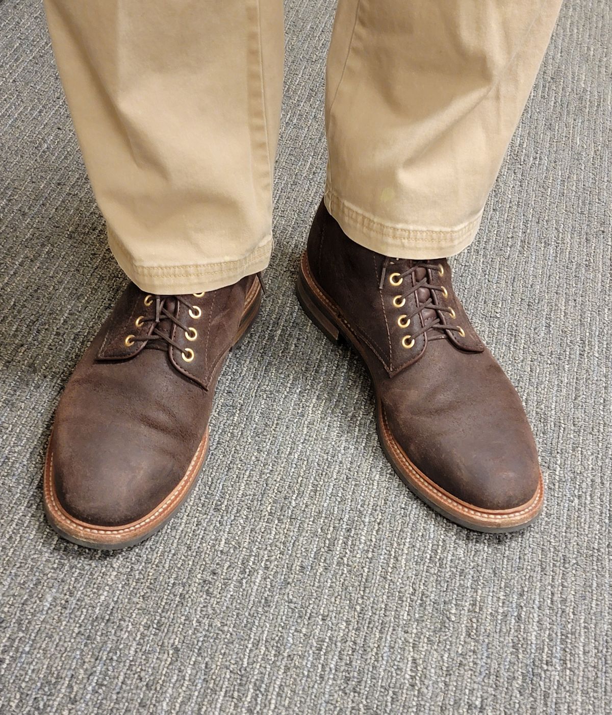 Photo by davehillsd on October 18, 2023 of the Parkhurst The Allen in Dark Chocolate Roughout.