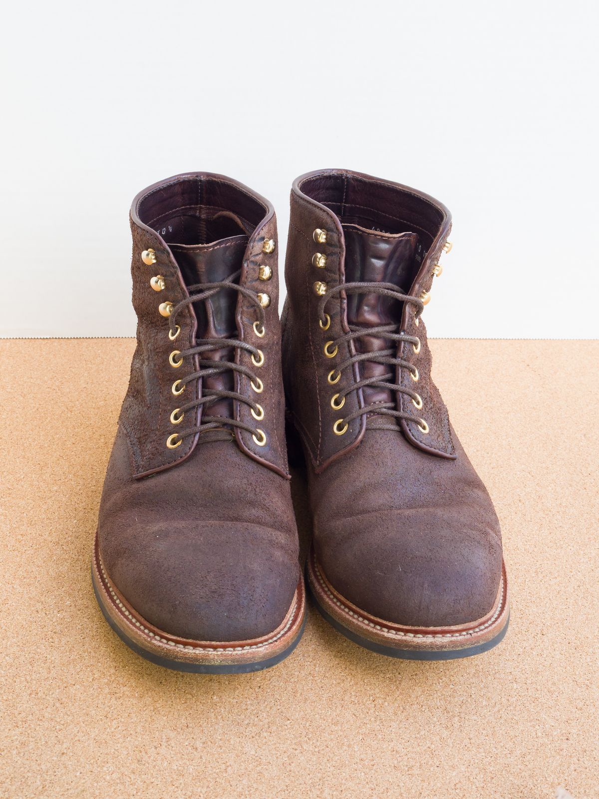 Photo by davehillsd on November 5, 2023 of the Parkhurst The Allen in Dark Chocolate Roughout.