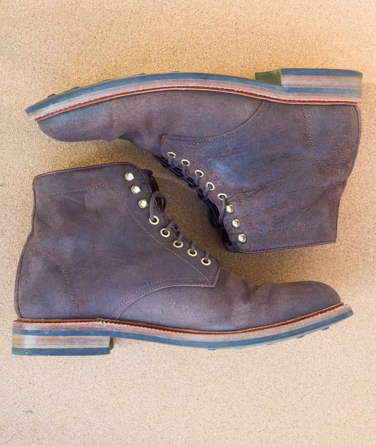 Photo by davehillsd on November 5, 2023 of the Parkhurst The Allen in Dark Chocolate Roughout.