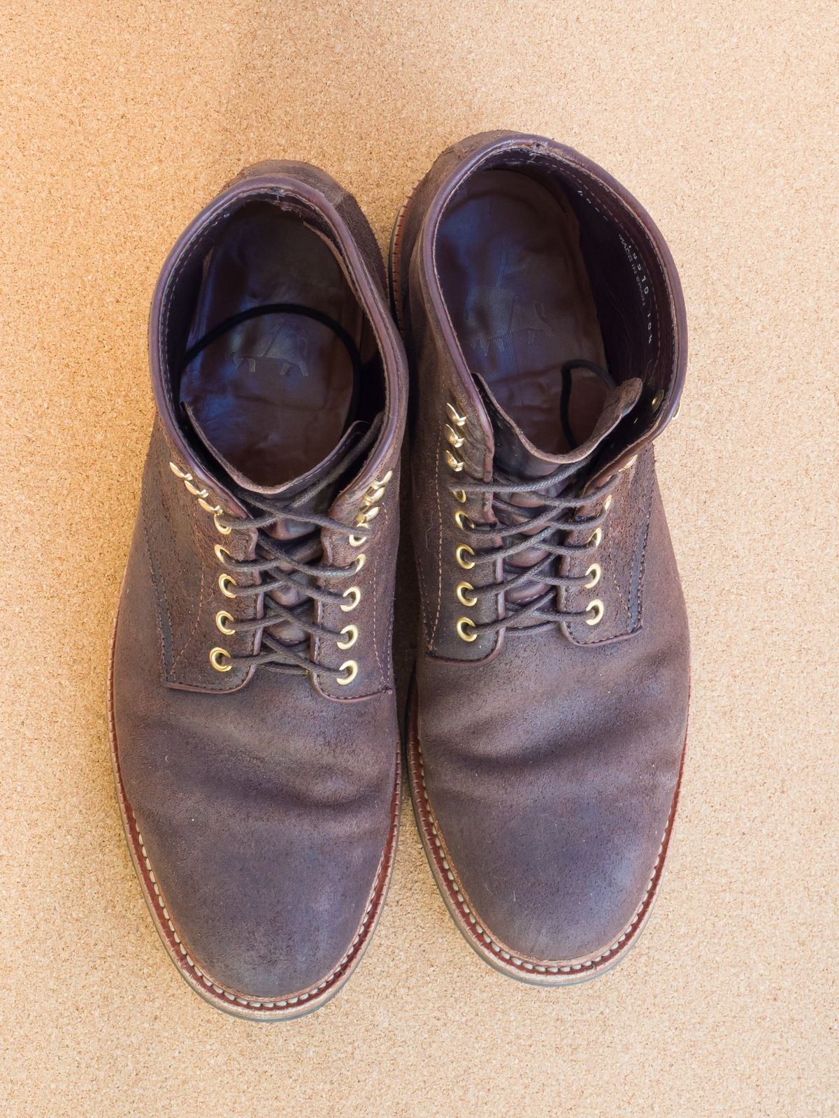 Photo by davehillsd on November 5, 2023 of the Parkhurst The Allen in Dark Chocolate Roughout.