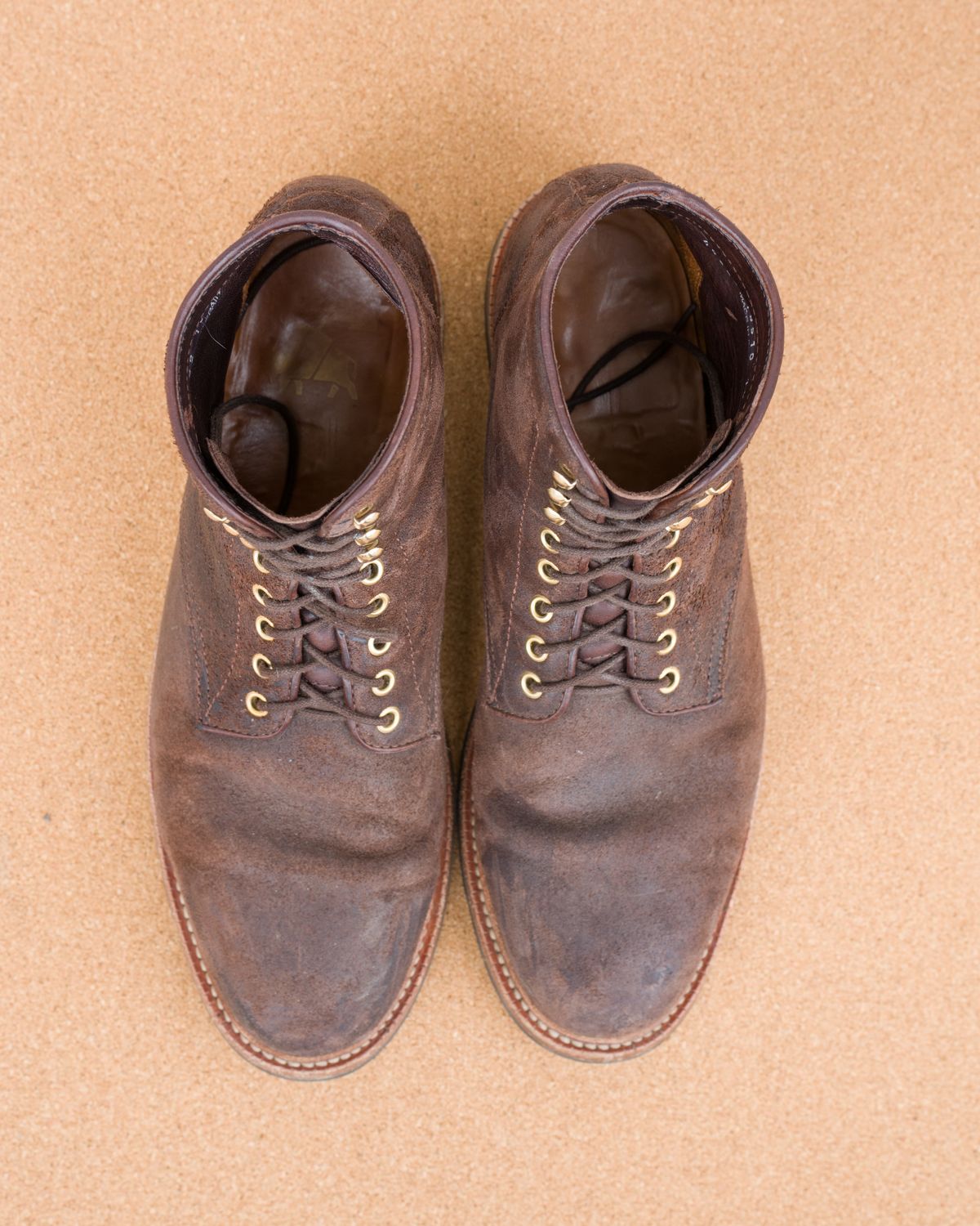 Photo by davehillsd on January 6, 2024 of the Parkhurst The Allen in Dark Chocolate Roughout.