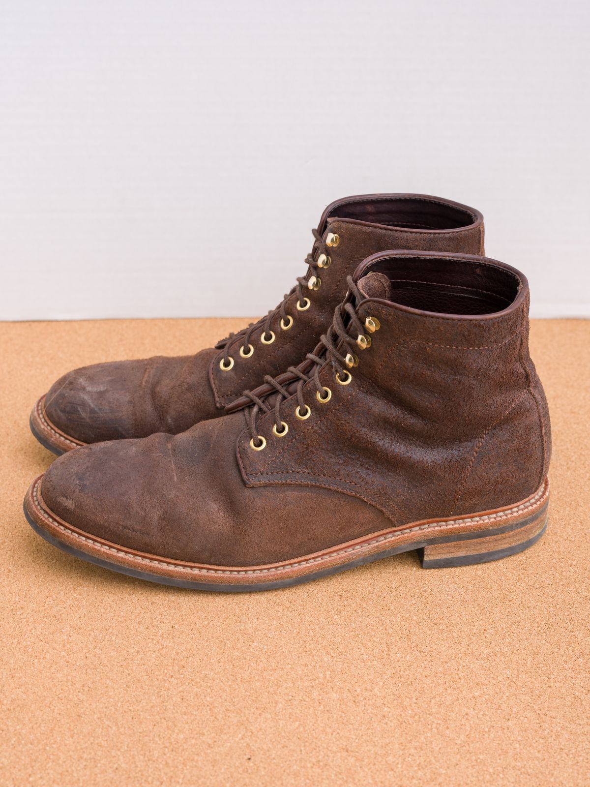 Photo by davehillsd on February 6, 2024 of the Parkhurst The Allen in Dark Chocolate Roughout.