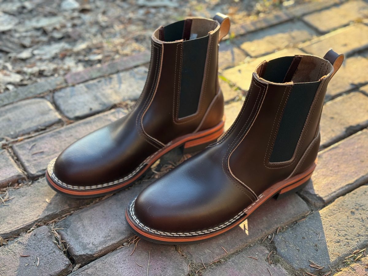 Photo by captain on December 13, 2023 of the Nicks Heritage Chelsea in Horween Brown Chromexcel.
