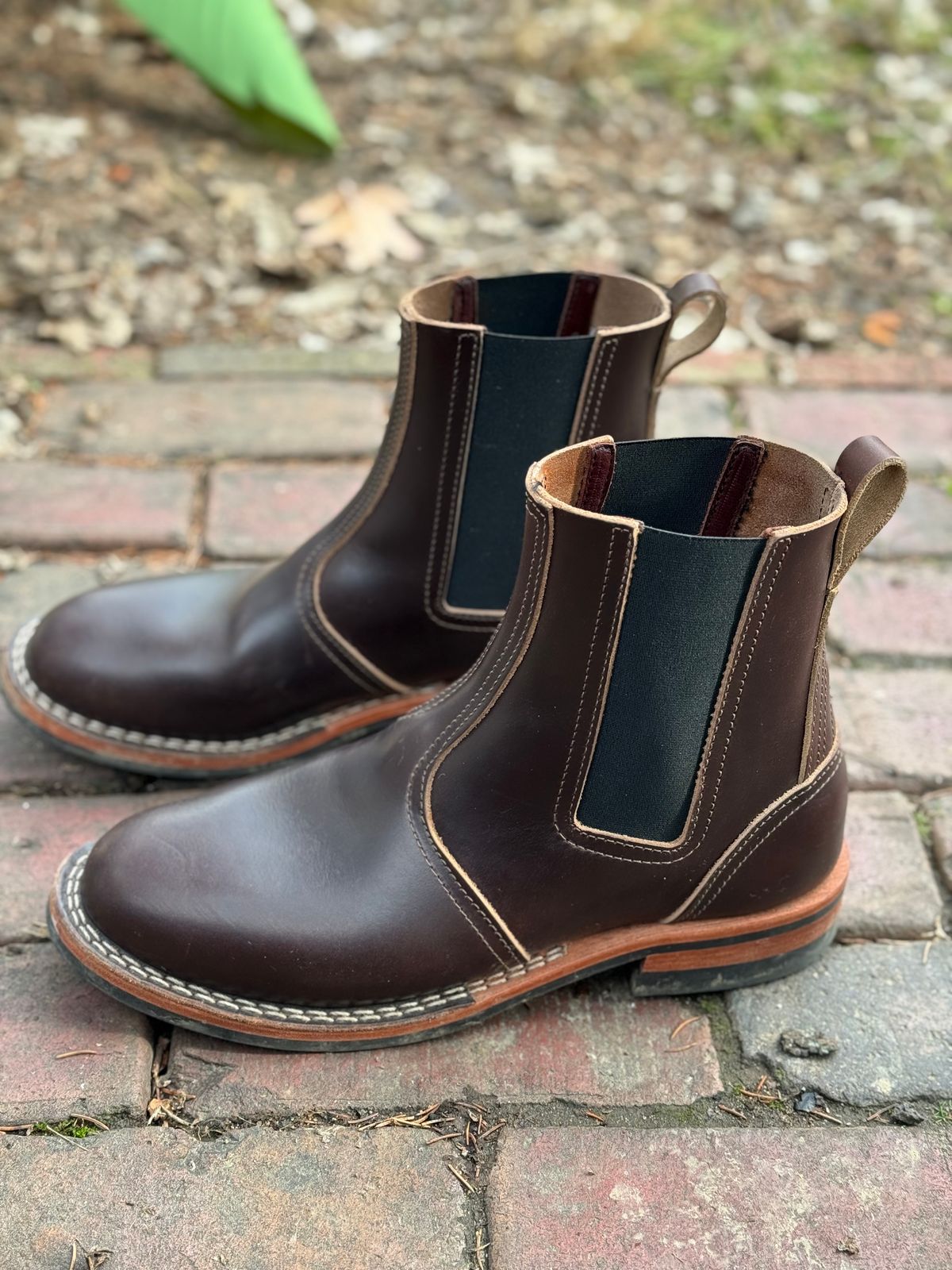 Photo by captain on January 8, 2024 of the Nicks Heritage Chelsea in Horween Brown Chromexcel.