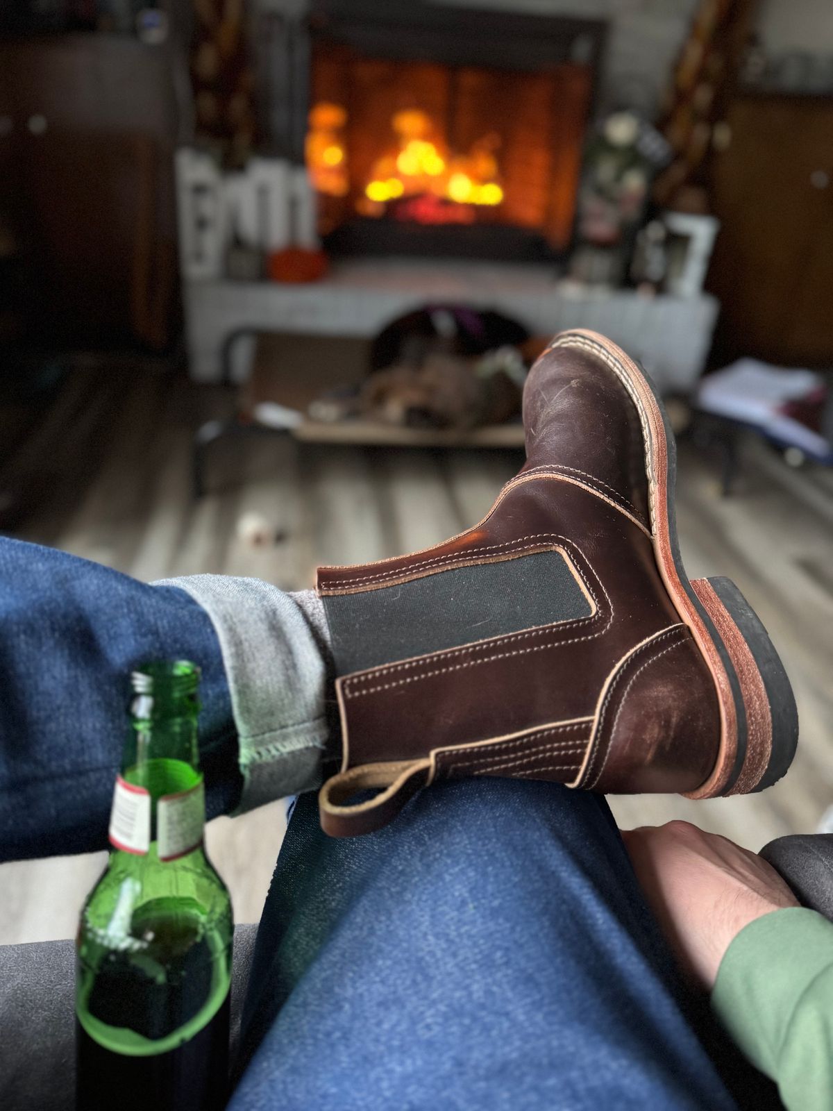 Photo by captain on November 9, 2024 of the Nicks Heritage Chelsea in Horween Brown Chromexcel.