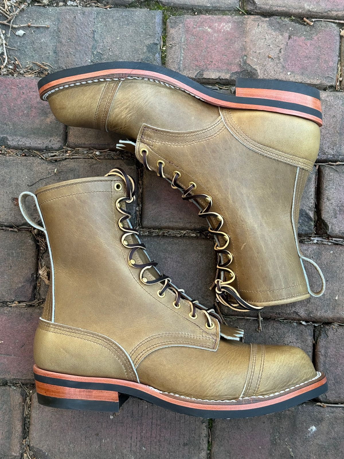 Photo by captain on February 26, 2024 of the Nicks MTO in Horween Sage Chromepak.