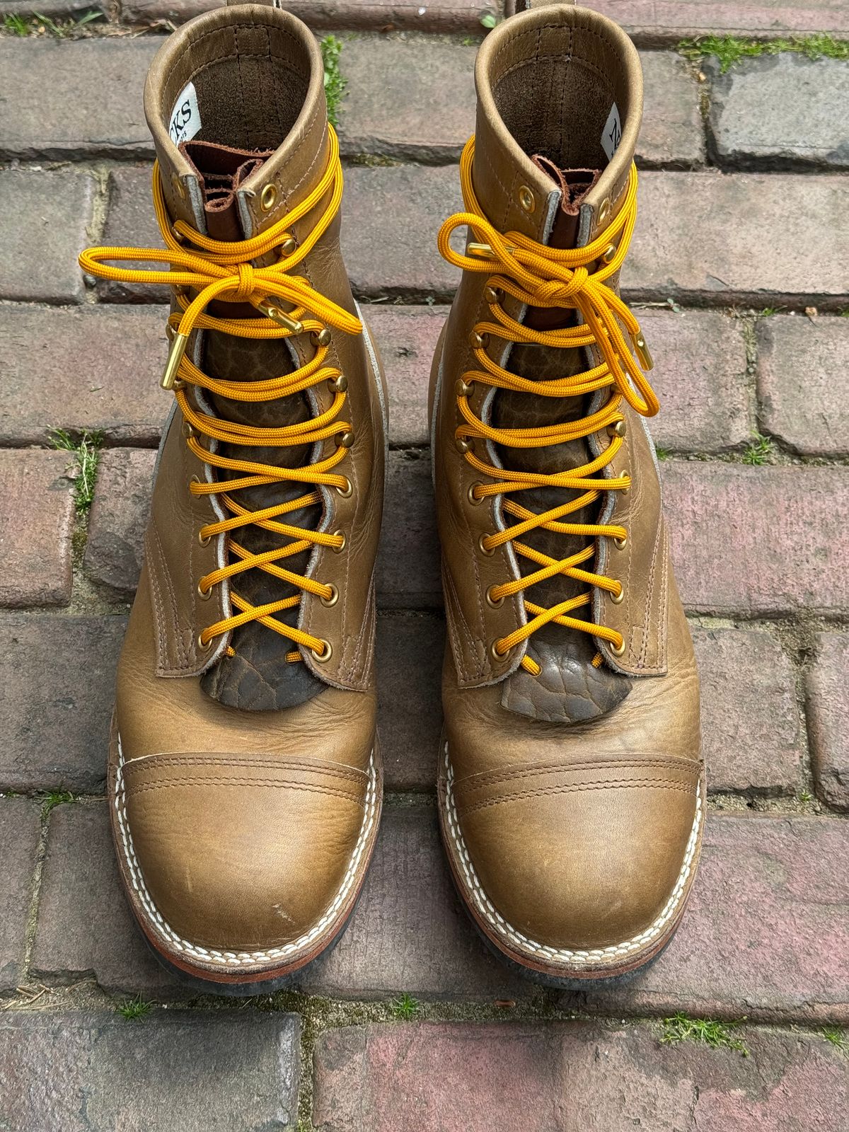 Photo by captain on April 21, 2024 of the Nicks MTO in Horween Sage Chromepak.