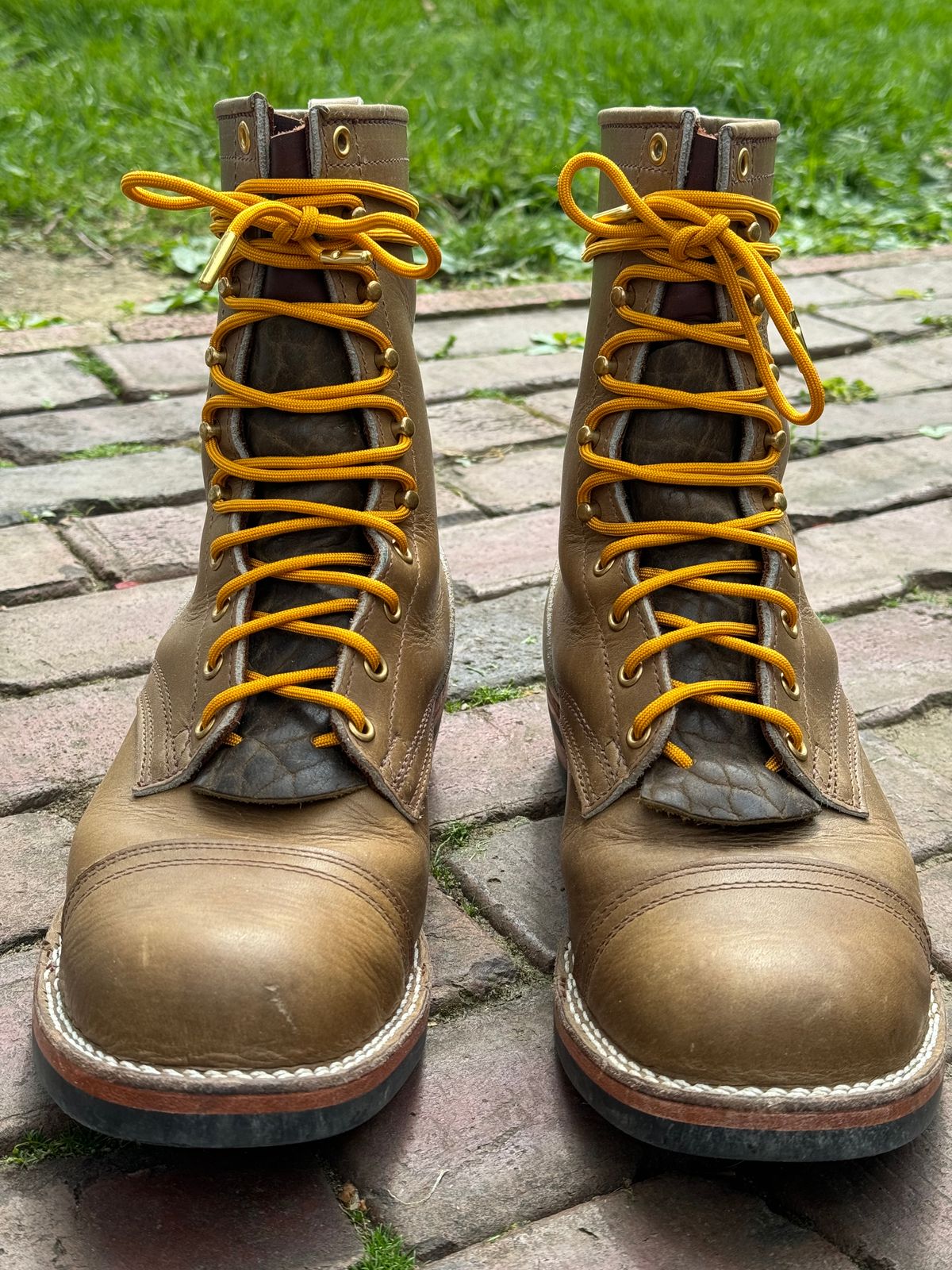 Photo by captain on April 21, 2024 of the Nicks MTO in Horween Sage Chromepak.