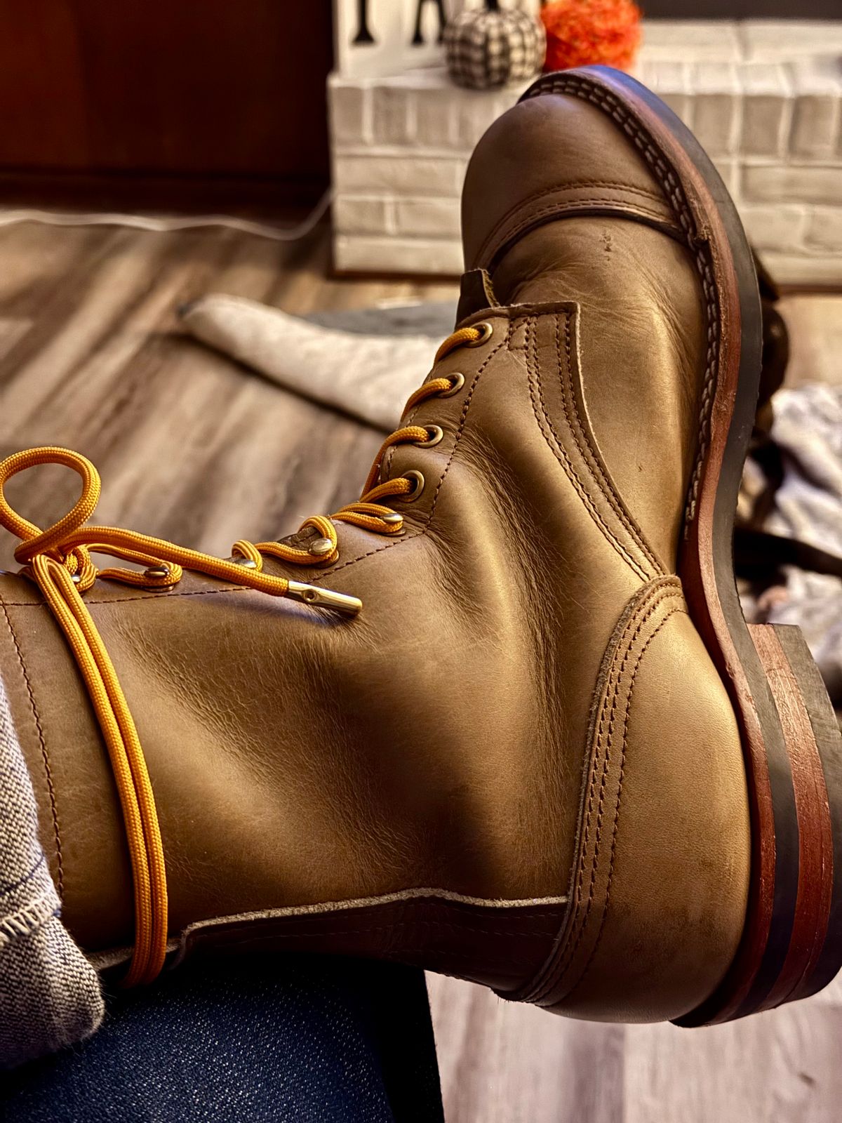 Photo by captain on October 9, 2024 of the Nicks MTO in Horween Sage Chromepak.