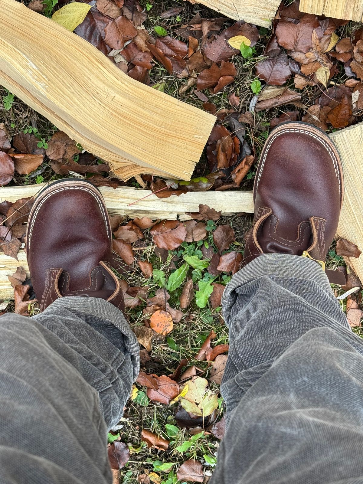 Photo by captain on November 16, 2024 of the Nicks Heritage TankerPro in Horween Tan Waxed Flesh.