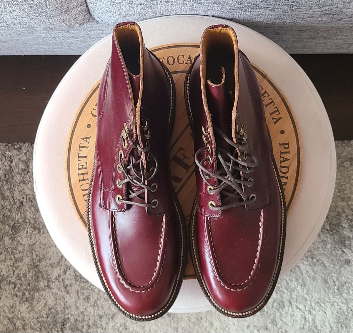 Photo by hoainp on November 5, 2023 of the Grant Stone Brass Boot in Horween Color 8 Chromexcel.