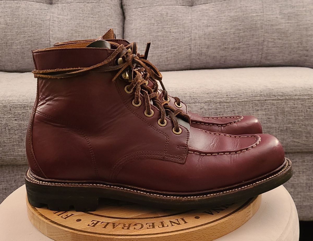Photo by hoainp on December 6, 2023 of the Grant Stone Brass Boot in Horween Color 8 Chromexcel.